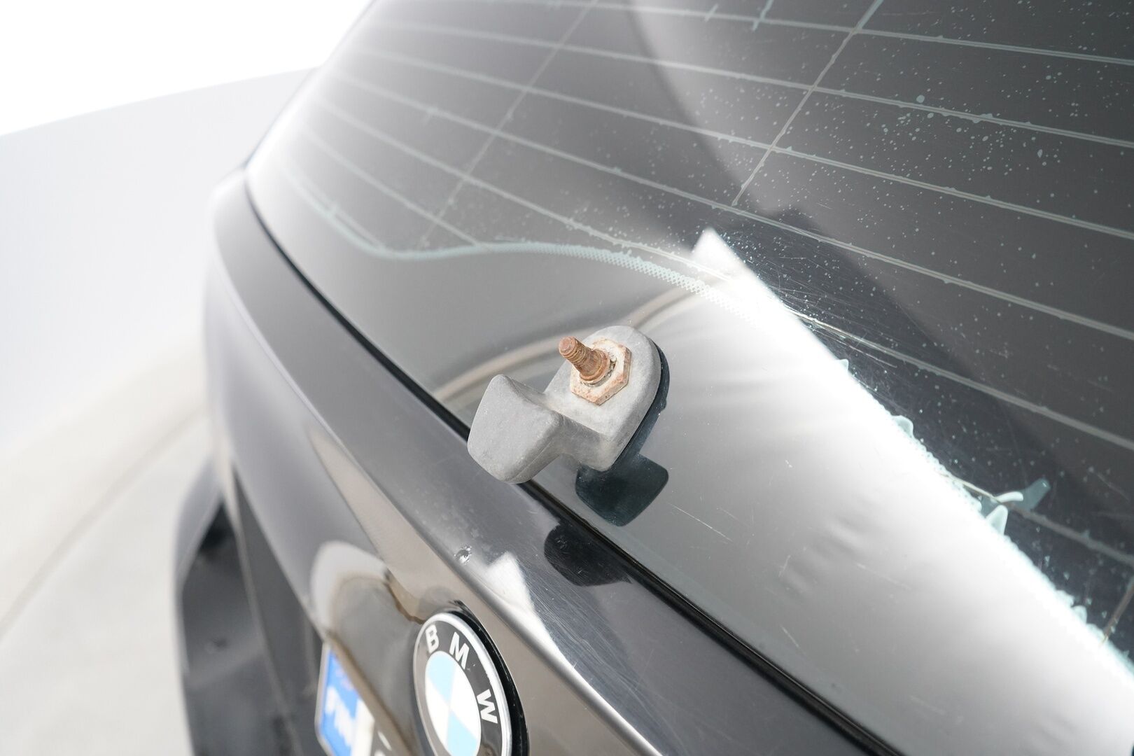 BMW 320 2008 E91 Touring * Tämä auto myydään YritysOutlet -valikoimasta vain yritykselle * - Kahdet vanteet / Särmä huoltohistoria / Seuraava katsastus 11 / 26