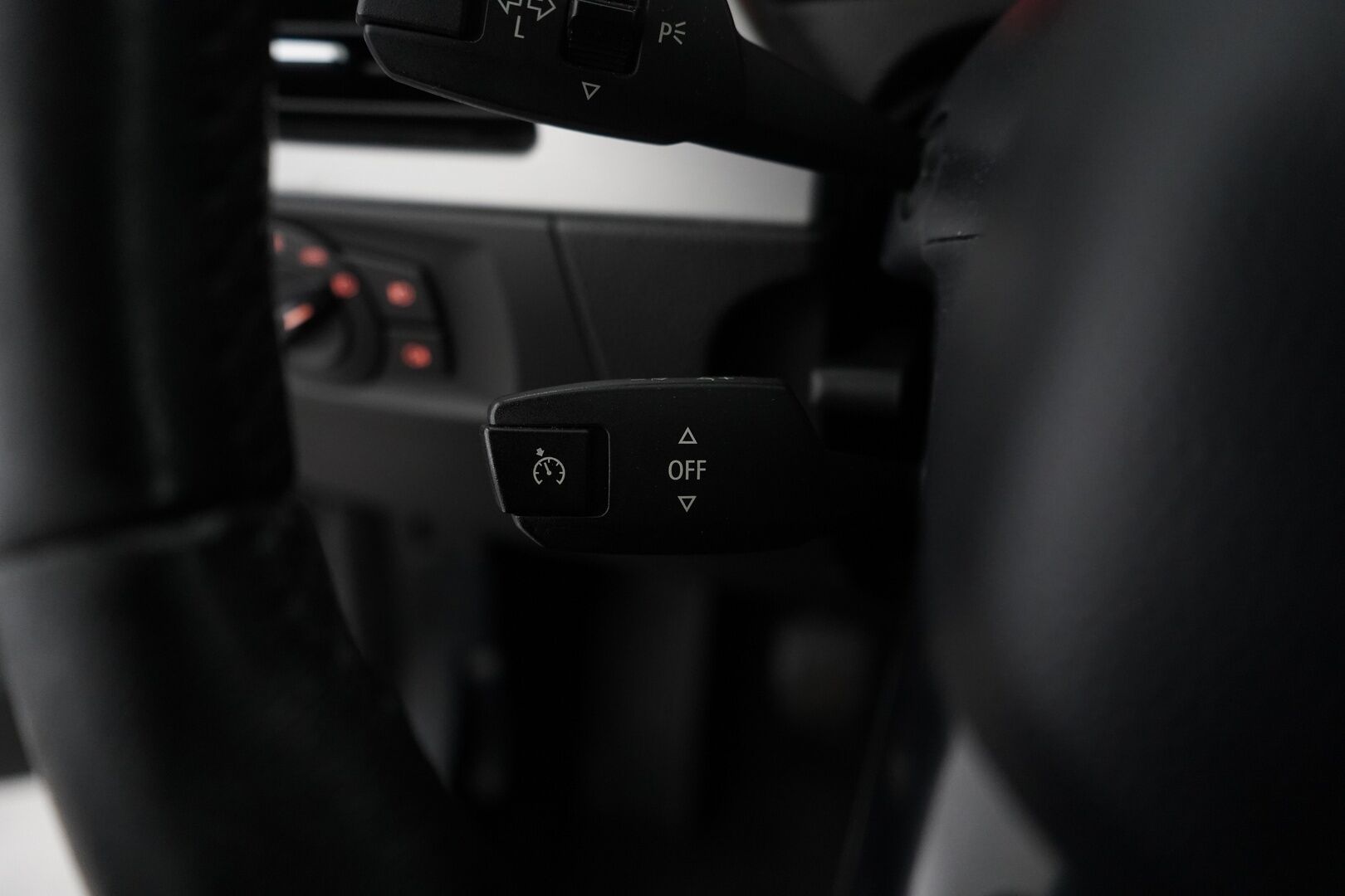 BMW 320 2008 E91 Touring * Tämä auto myydään YritysOutlet -valikoimasta vain yritykselle * - Kahdet vanteet / Särmä huoltohistoria / Seuraava katsastus 11 / 26