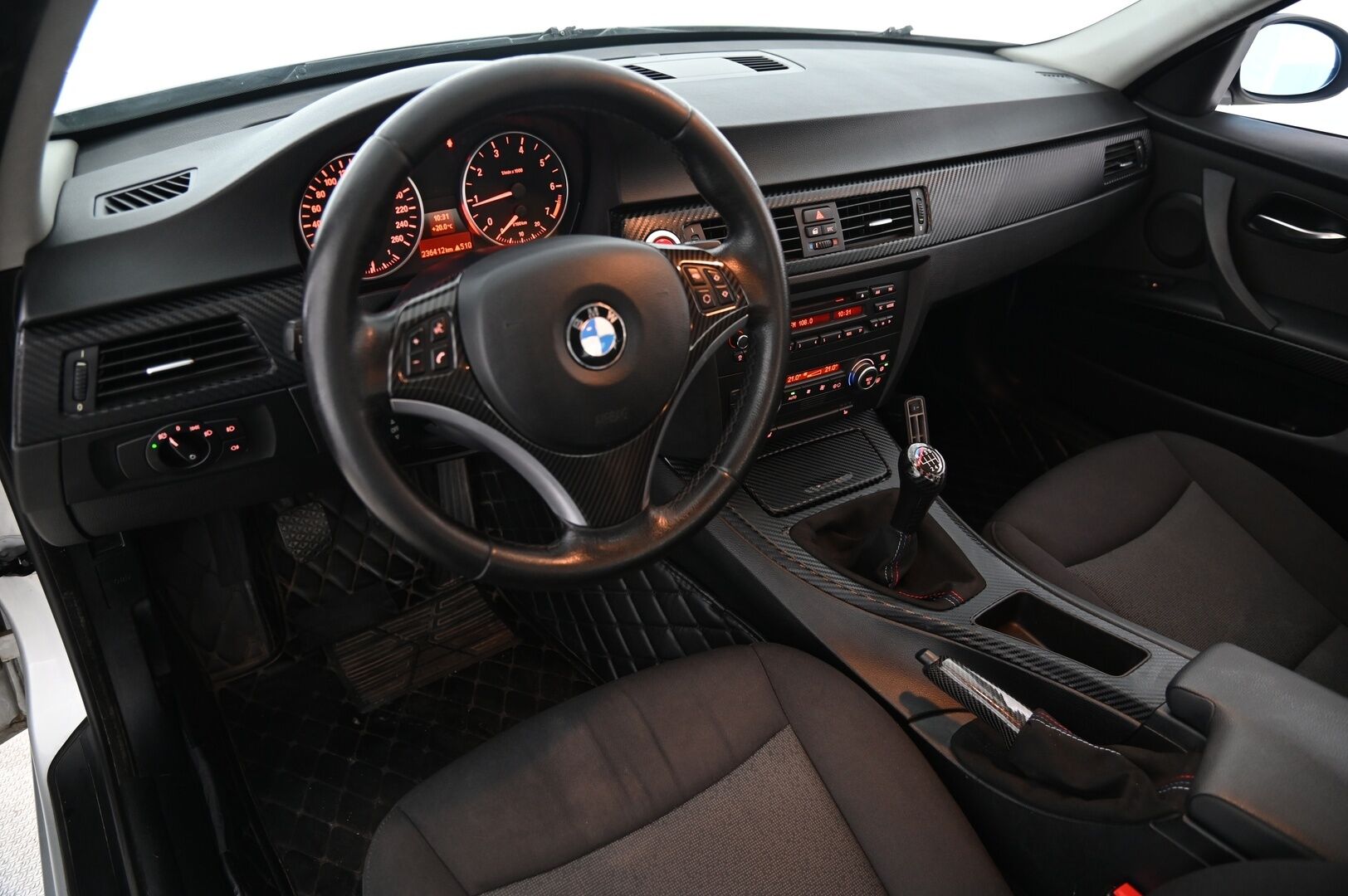 BMW 318 2007 4D 318I *Myydään Huutokauppa.com*