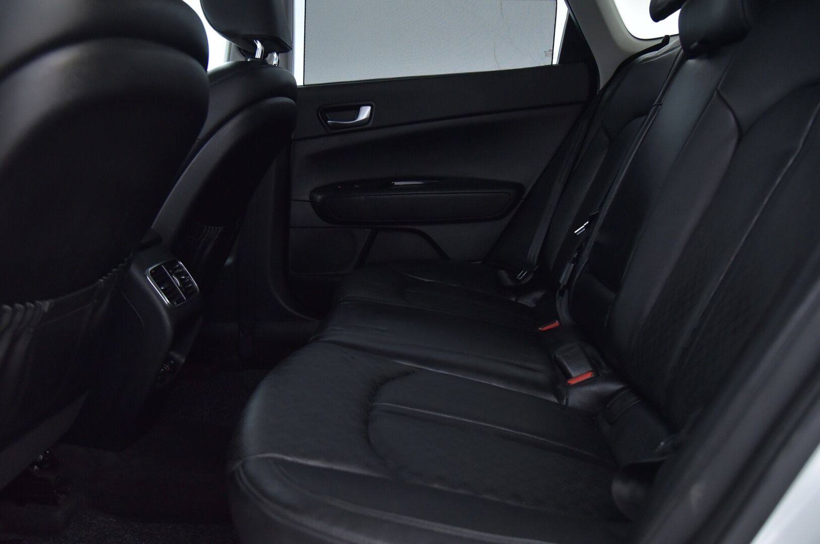 Kia Optima 2018 2.0 GDI PHEV Business Luxury SW - ACC | H&K | Panorama | 360 | Ilmastoidut & lämmitettävät nahat | Navi | Kamera | Ratinlämmitin | Keyless