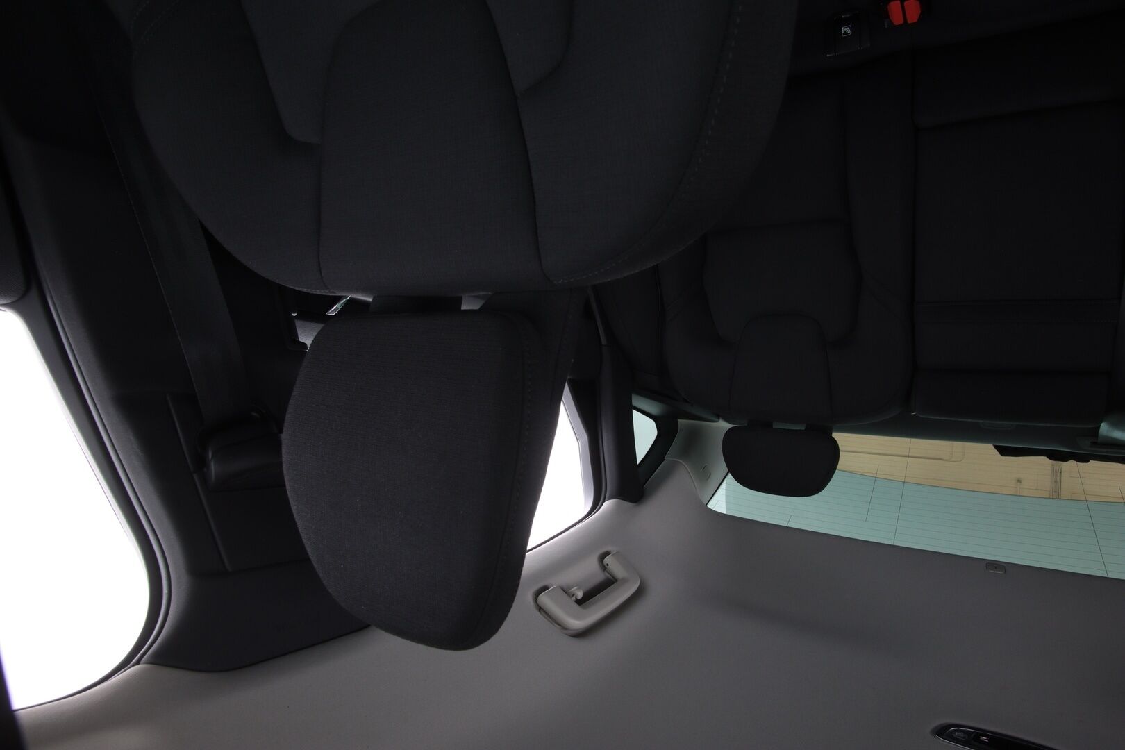 Volvo S90 2019 D3 Business aut * Pilot assist / Webasto / ACC / Navi / LED / Lämm. ohjauspyörä / Tutkat / S.Kontti * - * Suomi auto / Kahdet renkaat ja vanteet / kattavasti huollettu *