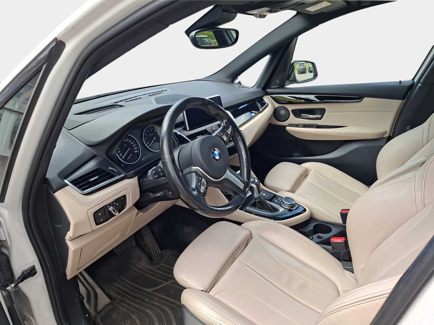 BMW 225 2016 225xe Active Tourer Farmari (AC) 4ov 1499cm3 A - | HUD | ACC | Ambient | P-Kamera | H&K | 79,8% Soh | Muistipenkki |