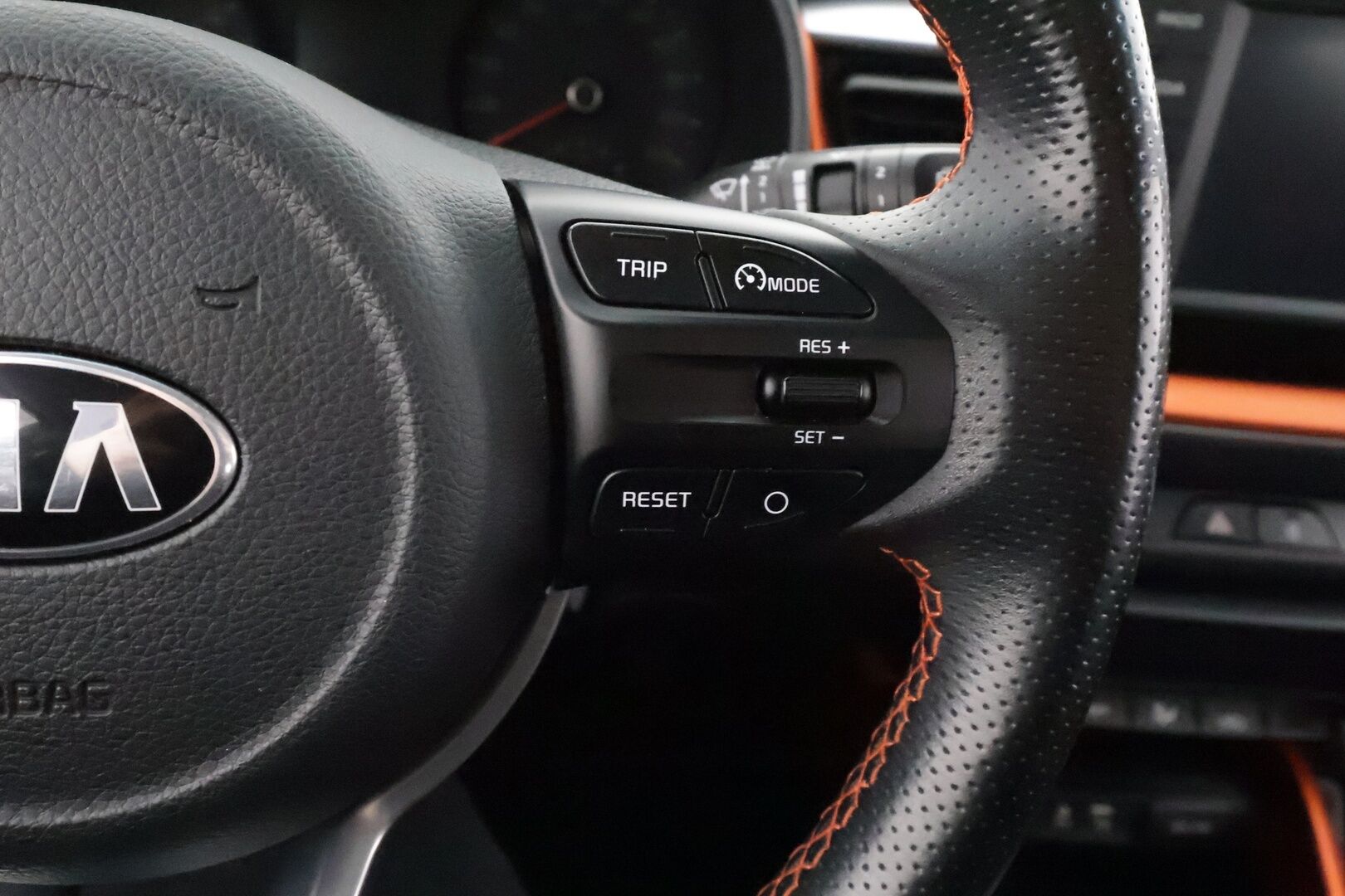 Kia Stonic 2019 1,0 T-GDI ISG 120hv EX Design EcoDynamics - | Vakkari | Lohko | P.Kamera | LED | Puolinahat | Ratinlämmitys | apple&Android | Suomi-auto | Kahdet Renkaat |