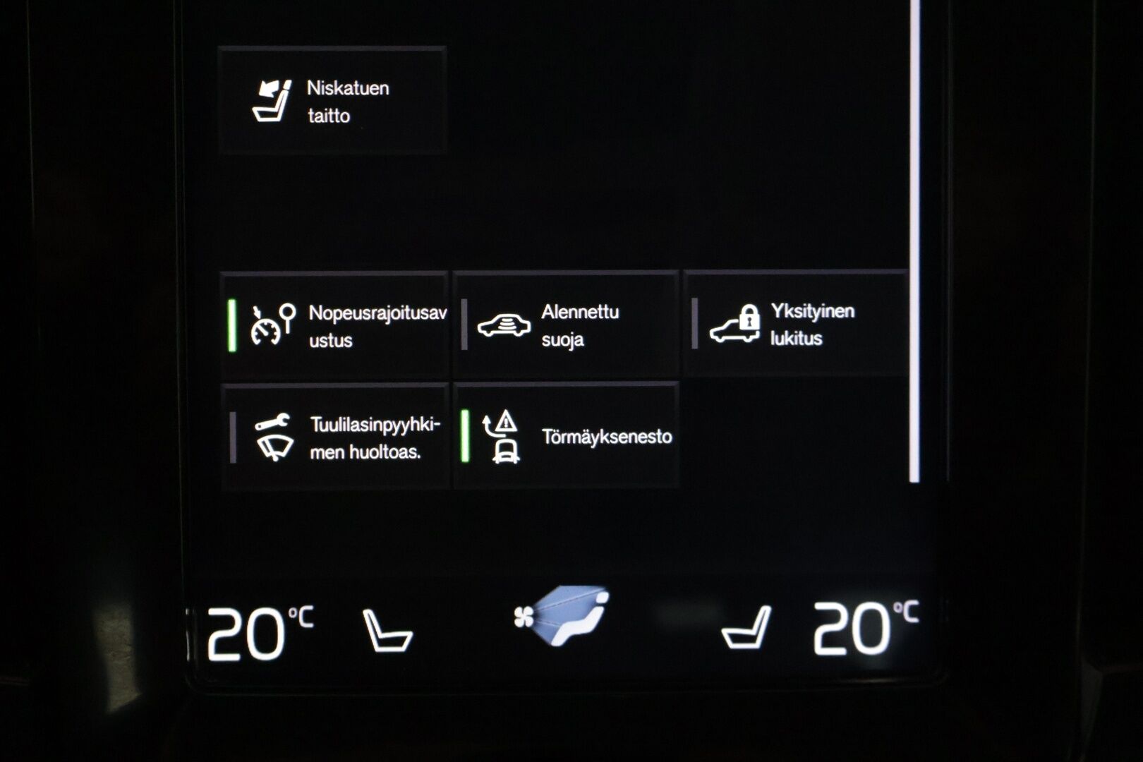 Volvo XC40 2020 D3 Business aut - | Suomi-auto | Vakionopeudensäädin | Navi | KeylessGo | Pysäköinti lämmitin | LED | Puolinahat | Peruutustutka | - KORKO VAIN 3,99 %