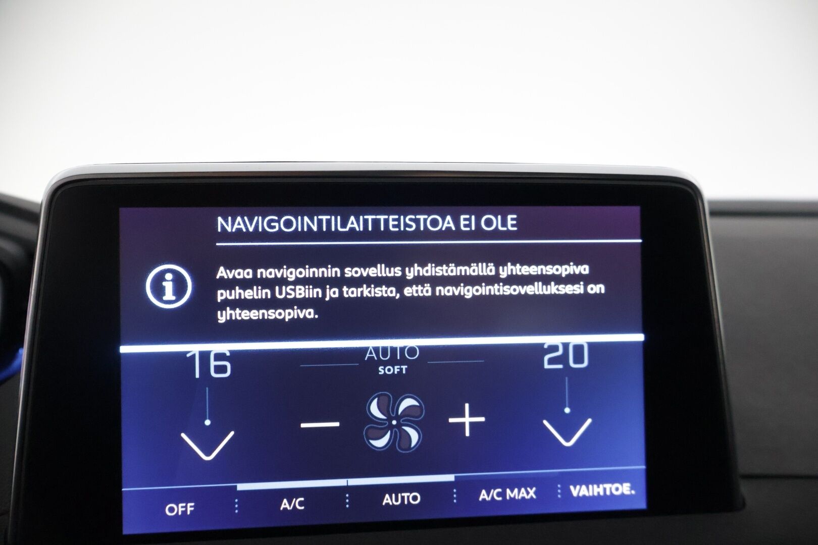 Peugeot 3008 2019 Allure PureTech 130 EAT8-automaatti * / Blis / Vetokoukku / Keyless / Muistipenkki / Sähkökontti / - Tyylikäs & pieni kulutuksinen / Varusteita löytyy / Jakopää tehty / Juuri huollettu & katsastettu valmiina ajoon /  