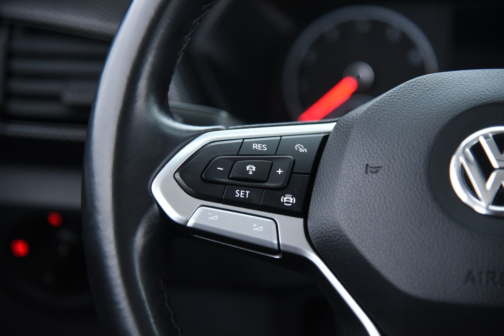 Volkswagen T-Cross 2019 Style 1,0 TSI 85 kW (115 hv) DSG-aut.*ACC / BLIS / Merkkihuollettu / P-Tutkat / AppConnect / Koukku*