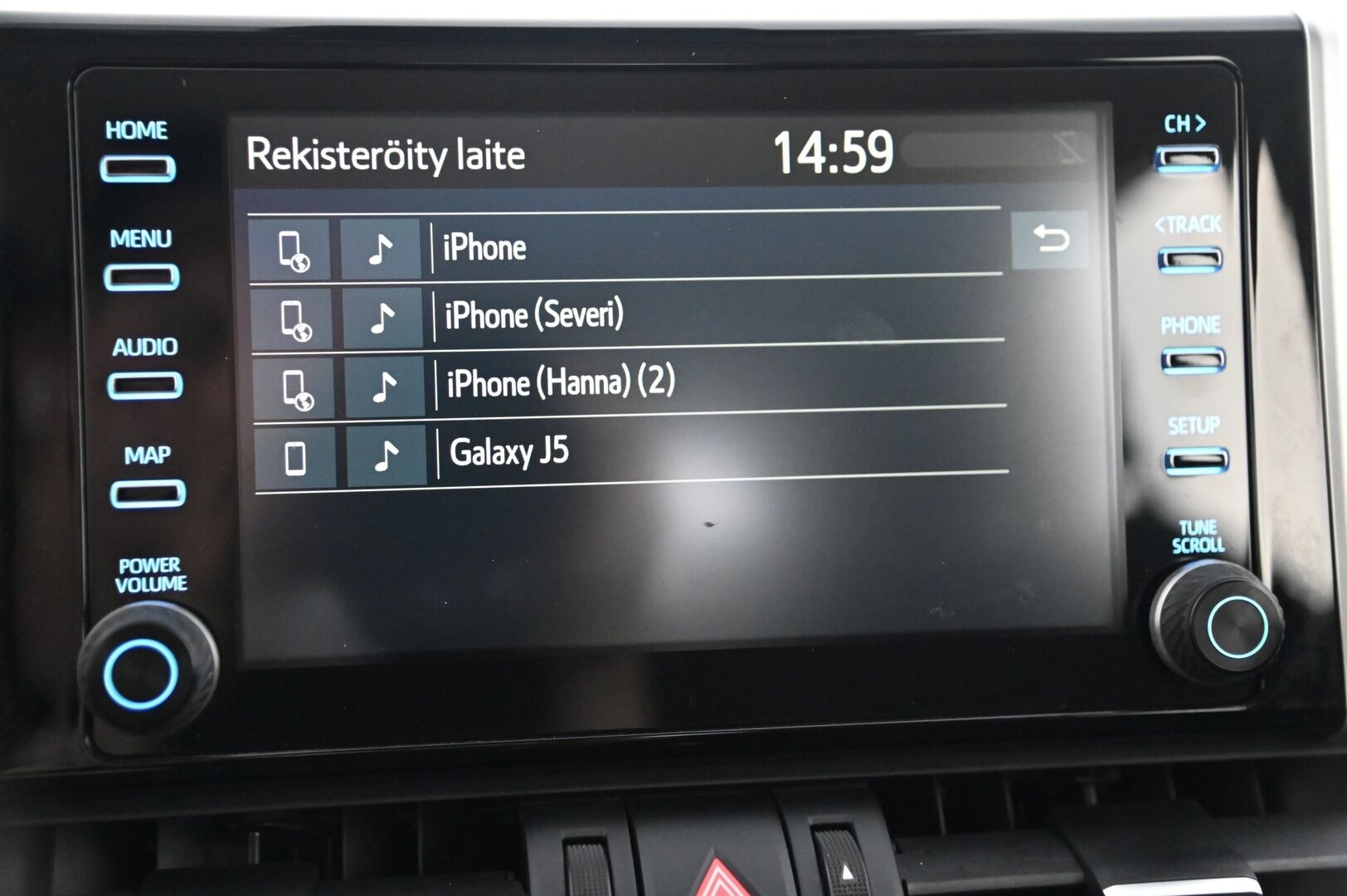Toyota RAV4 2019 2,0 VVT-iE Active * Navi / P.Kamera / LED / Koukku / S.kontti* - * 2x vanteet renkailla / Suomi-auto / Merkkihuollettu *
