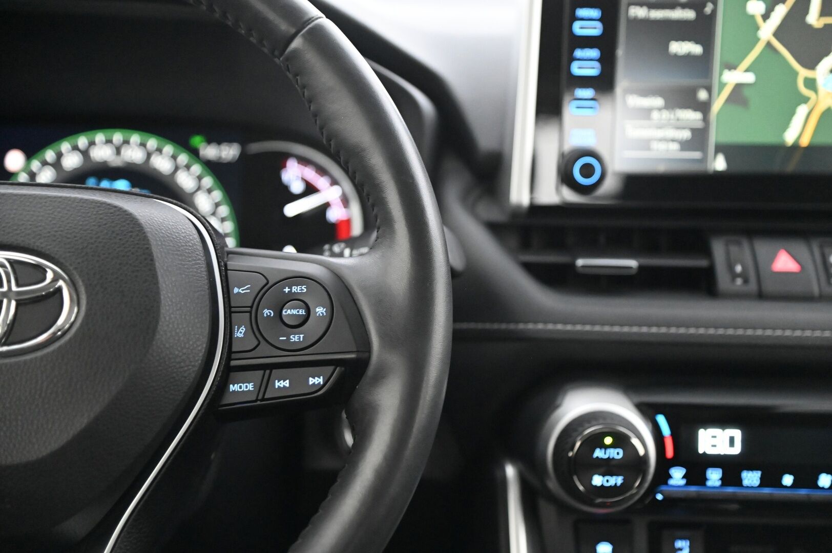 Toyota RAV4 2019 2,0 VVT-iE Active * Navi / P.Kamera / LED / Koukku / S.kontti* - * 2x vanteet renkailla / Suomi-auto / Merkkihuollettu *