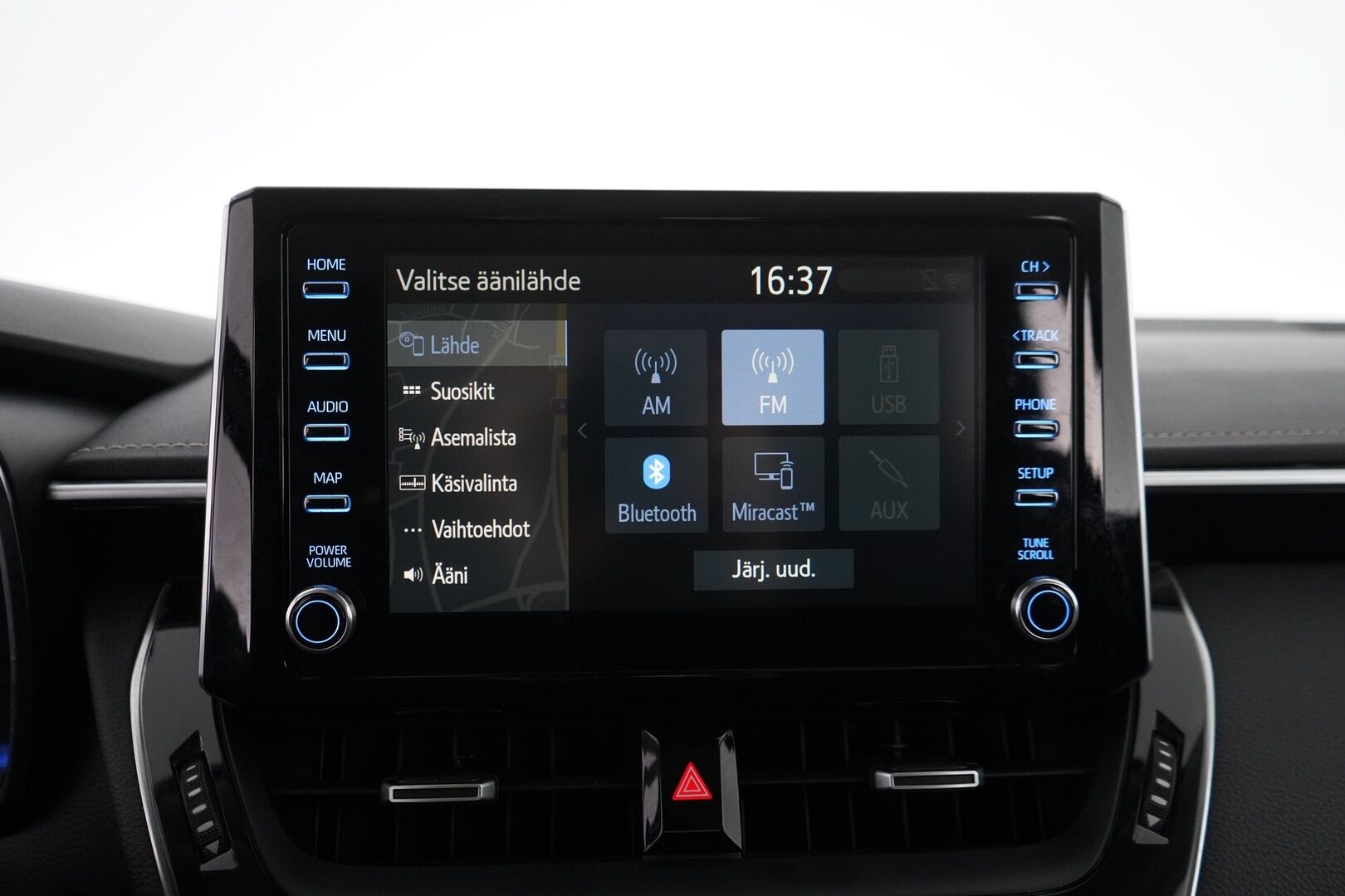 Toyota Corolla 2019 Sedan 1,8 Hybrid Style - ACC | Koukku | Blis | Lohko | Nahat | Kamera | LED | Navi | Tutkat | Suomi-auto | Kahdet alumiinivanteet | SUPER VARUSTEET!