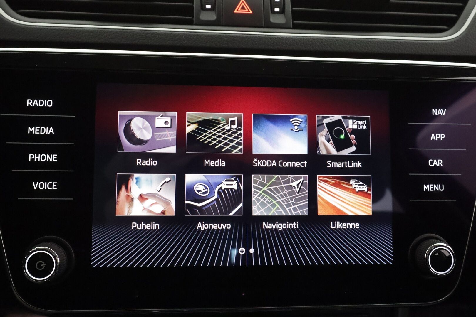 Skoda Superb 2019 1,5 TSI ACT Style BusinessLine - | ACC | Webasto | Koukku | Canton | LED | Muistipenkki | P.kamera | Nahat | Keyless | Apple&Android | 1.Om Suomi-auto | Merkkihuollettu | Kahdet Renkaat |