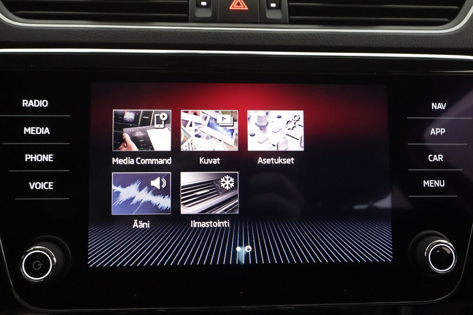 Skoda Superb 2019 1,5 TSI ACT Style BusinessLine - | ACC | Webasto | Koukku | Canton | LED | Muistipenkki | P.kamera | Nahat | Keyless | Apple&Android | 1.Om Suomi-auto | Merkkihuollettu | Kahdet Renkaat |