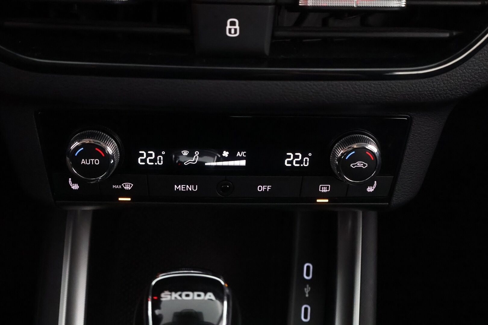 Skoda Scala 2019 1,5 TSI Ambition DSG Autom. - Suomiauto / Lane Assist / Peruutustutkat / Crystal LED / Lohko & Sisäpistoke / Juuri tullut Tampereelle!