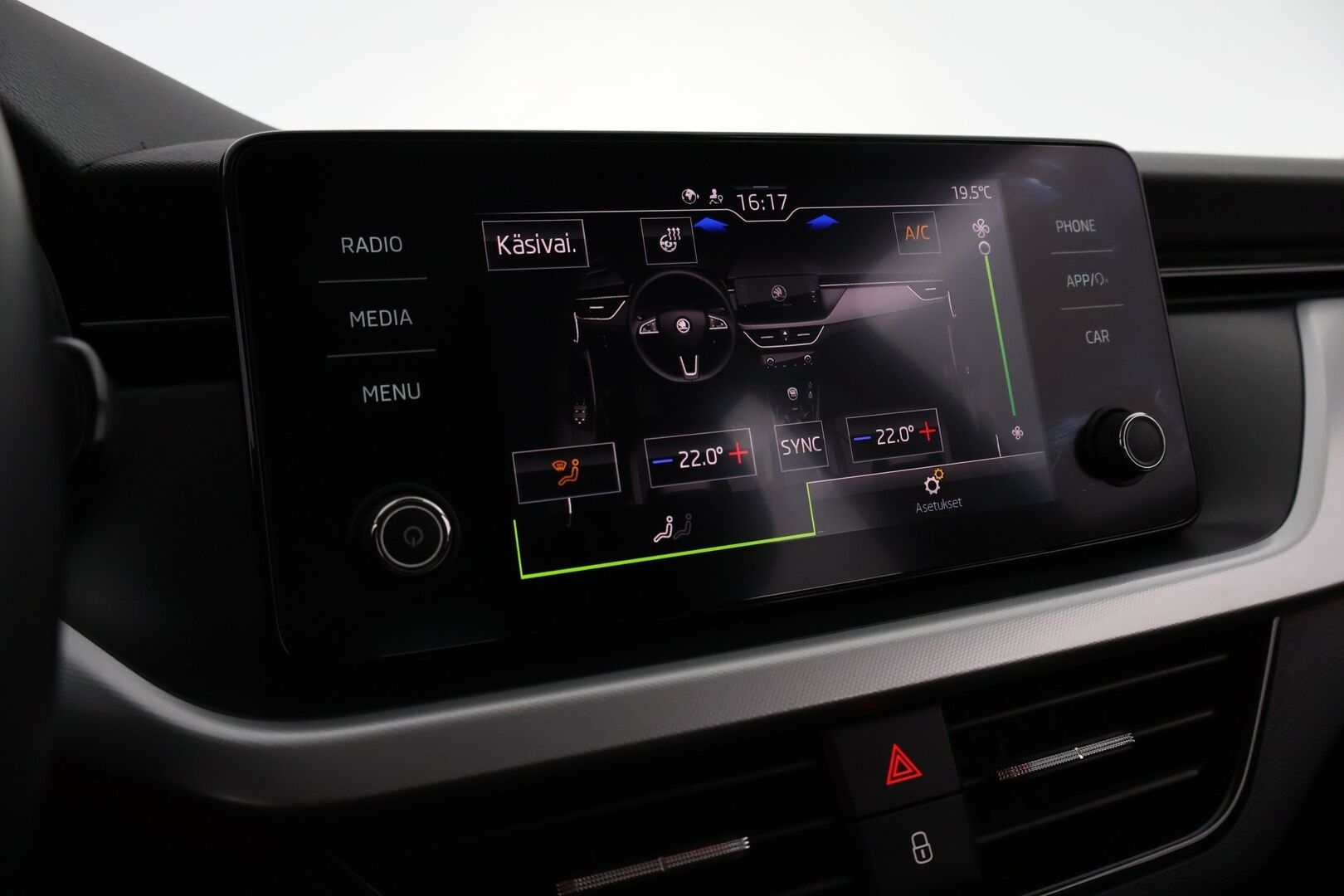 Skoda Scala 2019 1,5 TSI Ambition DSG Autom. - Suomiauto / Lane Assist / Peruutustutkat / Crystal LED / Lohko & Sisäpistoke / Juuri tullut Tampereelle!