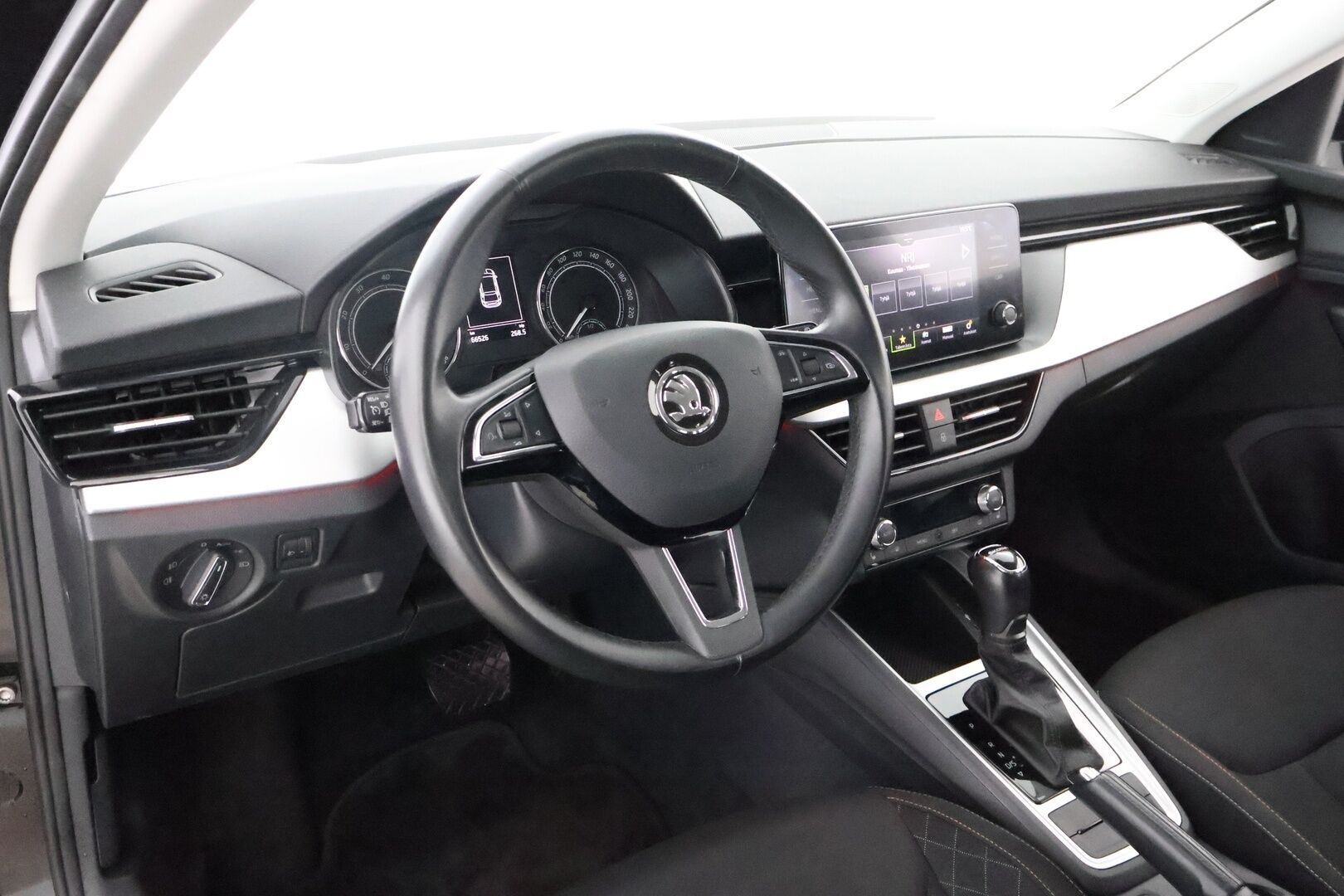 Skoda Scala 2019 1,5 TSI Ambition DSG Autom. - Suomiauto / Lane Assist / Peruutustutkat / Crystal LED / Lohko & Sisäpistoke / Juuri tullut Tampereelle!
