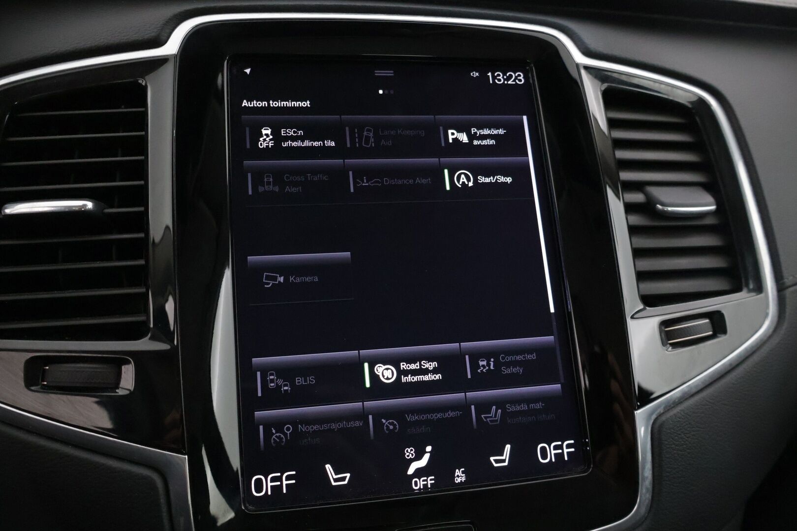 Volvo XC90 2019 D5 AWD Inscription aut * 7-P / Kamera / PilotAssist / Webasto / Muistipenkit / Vetokoukku / Nahkasisusta / Navi * - 2,99 % KORKOTARJOUS TÄHÄN AUTOON - * Jakohihna juuri vaihdettu / Suomi-auto / 2x Vanteet & Renkaat *