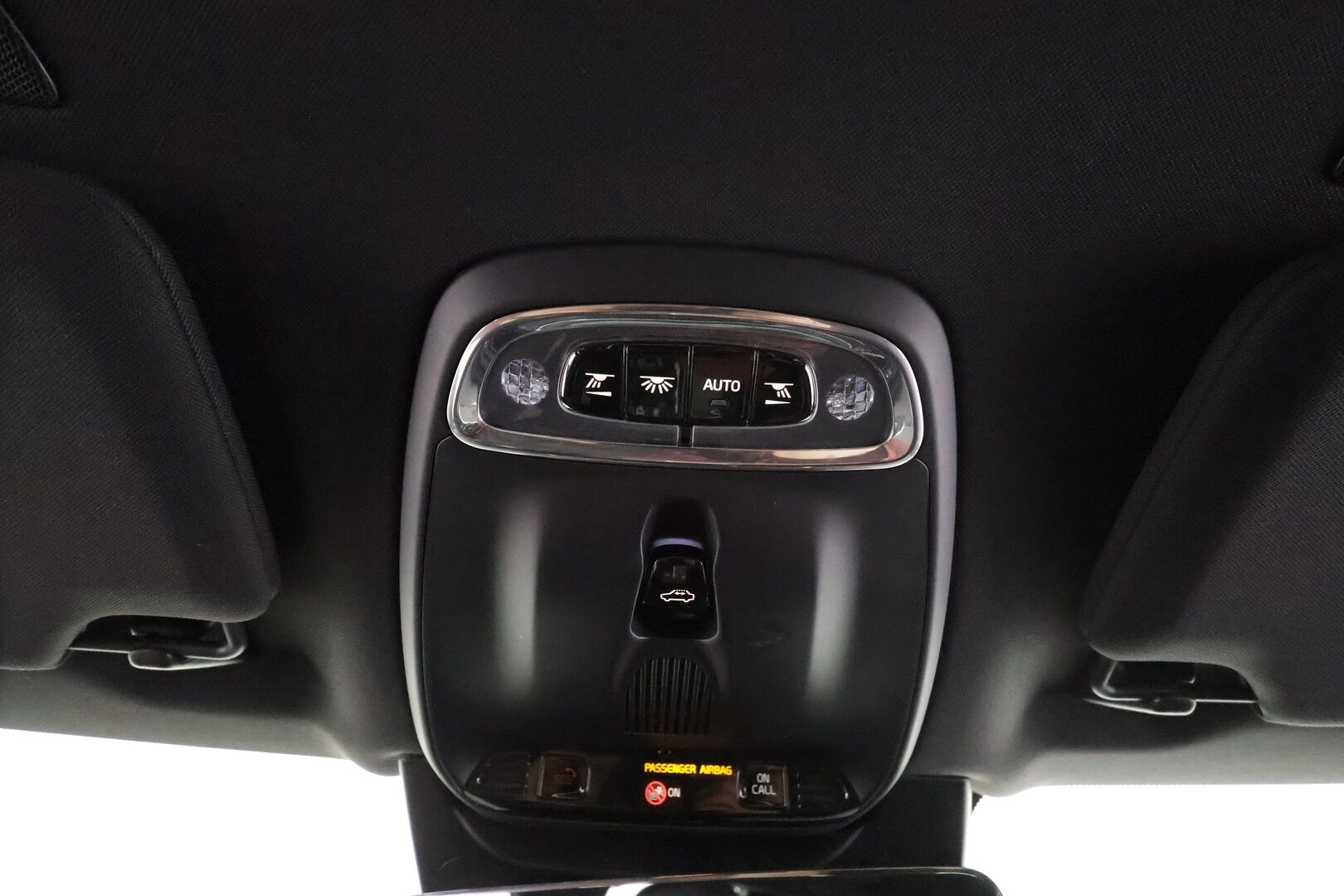 Volvo XC90 2019 T8 AWD R-Design aut * HUD / Panorama /Pilot assist / 7-Paikkainen / Muistipenkit /  Harman&Kardon / 360-Kamera * - Suomi-auto / Merkkihuollettu / Kahdet renkaat