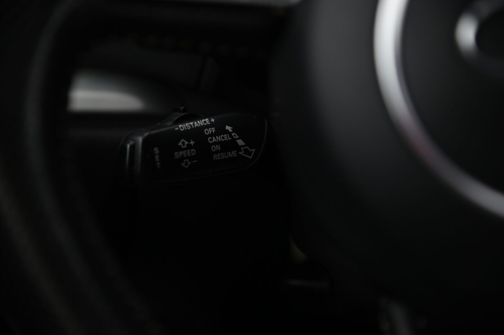 Audi e-tron 2015 A3 Sportback e-tron Viistoperä *Myydään Huutokaupat.com* - *B&O / ACC / Kattoluukku / Sporttinahat / Navi / Blis / 2x Vanteet ja renkaat*