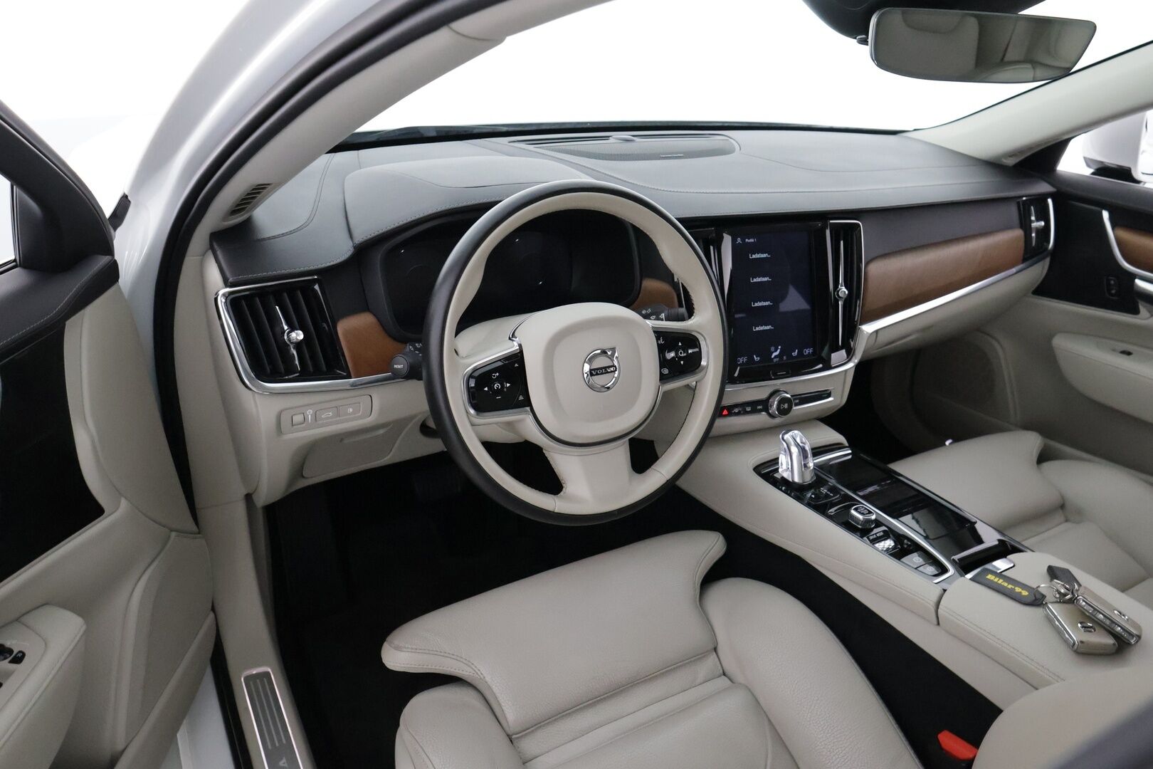 Volvo S90 2019 T8 AWD Business Inscription aut - PA-lisälämmitin / Pilot Assist / Harman/Kardon / Tutkat / Sporttipenkki Muistilla / KeylessGo / Vaalea nahkasisusta / Navi 