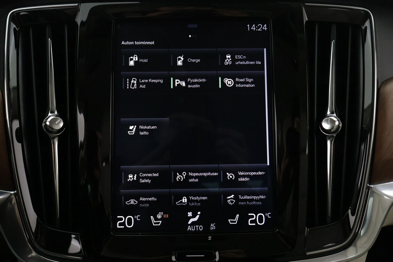 Volvo S90 2019 T8 AWD Business Inscription aut - PA-lisälämmitin / Pilot Assist / Harman/Kardon / Tutkat / Sporttipenkki Muistilla / KeylessGo / Vaalea nahkasisusta / Navi 