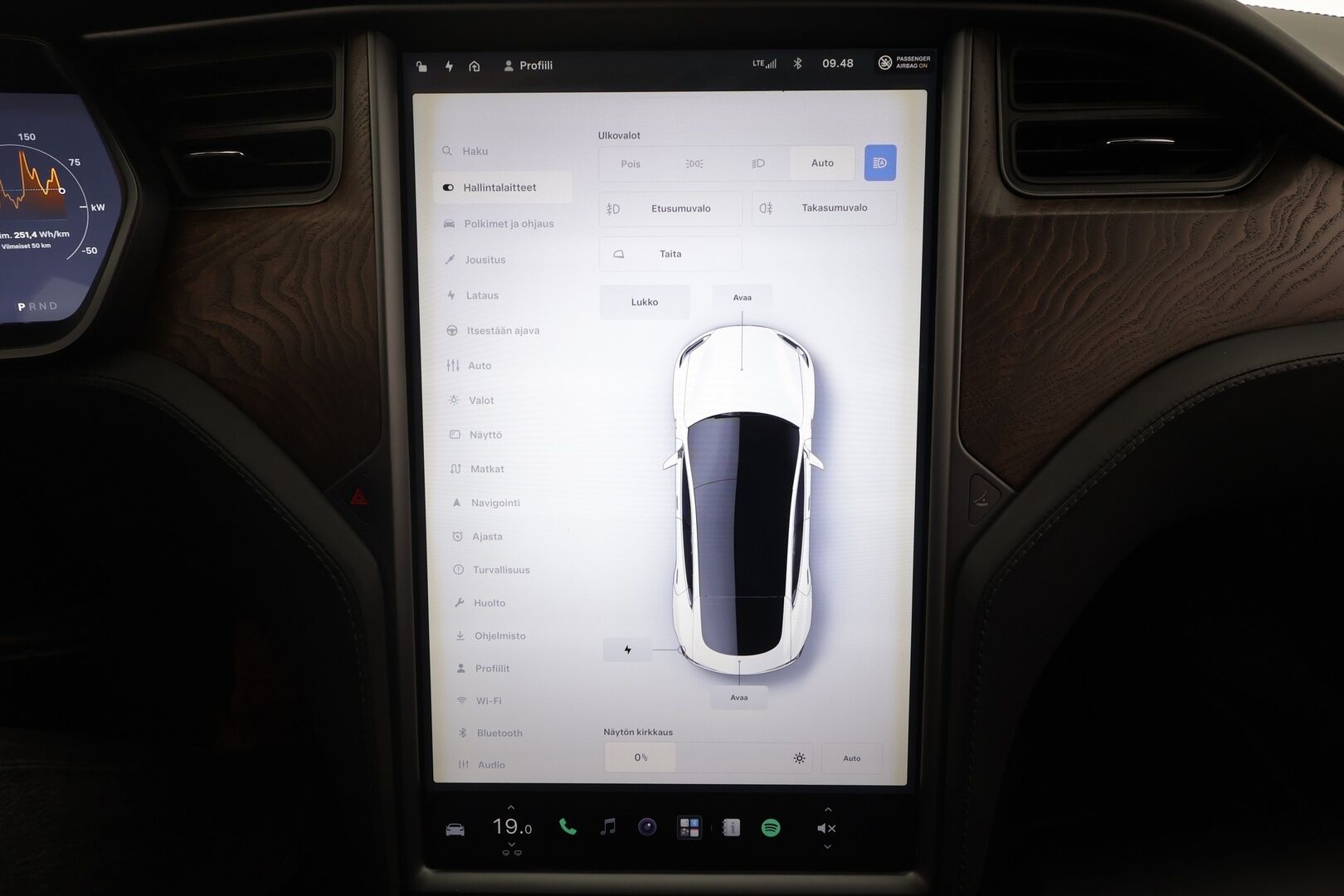 Tesla Model S 2019 100D AWD - | Lasikatto | Ilma-alusta | ACC | P.Kamera | LED | Muistipenkki | Premium Audio | Navi | Kaistavahti | Keyless | Suomi-auto | Kahdet renkaat |