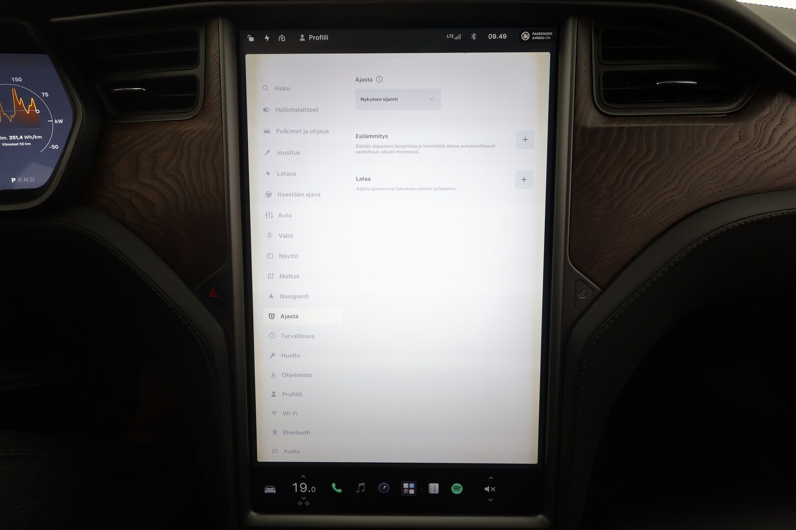 Tesla Model S 2019 100D AWD - | Lasikatto | Ilma-alusta | ACC | P.Kamera | LED | Muistipenkki | Premium Audio | Navi | Kaistavahti | Keyless | Suomi-auto | Kahdet renkaat |