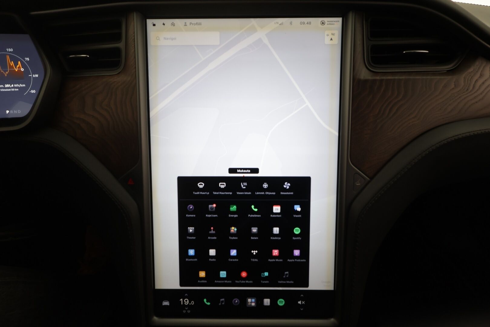 Tesla Model S 2019 100D AWD - | Lasikatto | Ilma-alusta | ACC | P.Kamera | LED | Muistipenkki | Premium Audio | Navi | Kaistavahti | Keyless | Suomi-auto | Kahdet renkaat |