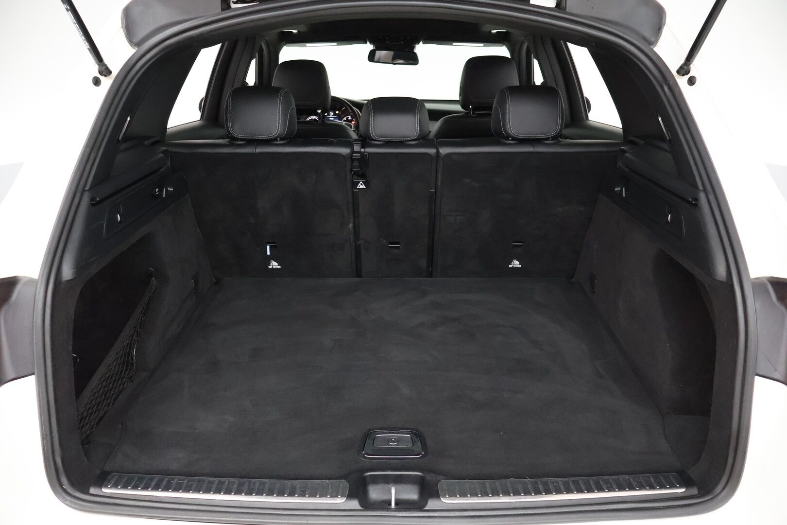 Mercedes-Benz GLC 2016 220 d 4Matic A Premium Business AMG - Webasto | LED | IHC+ | Panorama | Burmester | Vetokoukku | P.kamera - KORKO VAIN 3,99 %