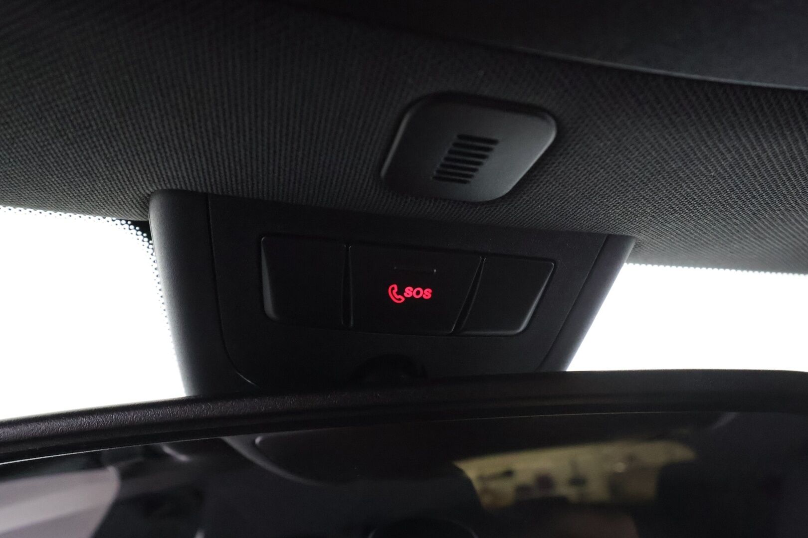 Mercedes-Benz GLA 2017 200 d 4Matic A AMG Line * Vakkari / Webasto / Bi-Xenon / P.tutkat / Sporttipenkit / Navi * - Kahdet renkaat aluvanteilla - HULLUT AVAJAISHULINAT KORKOTARJOUS 3,29 %