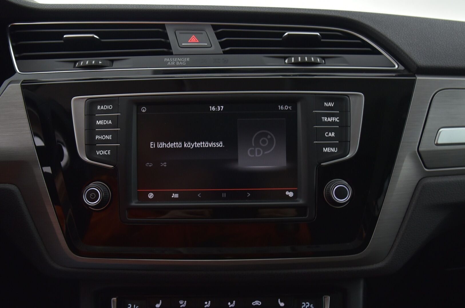 Volkswagen Touran 2016 Trendline 1,6 TDI 81 kW (110 hv) aut. ** Webasto / Navi / Adapt. vakkari / 7-paikkainen / Peruutuskamera **