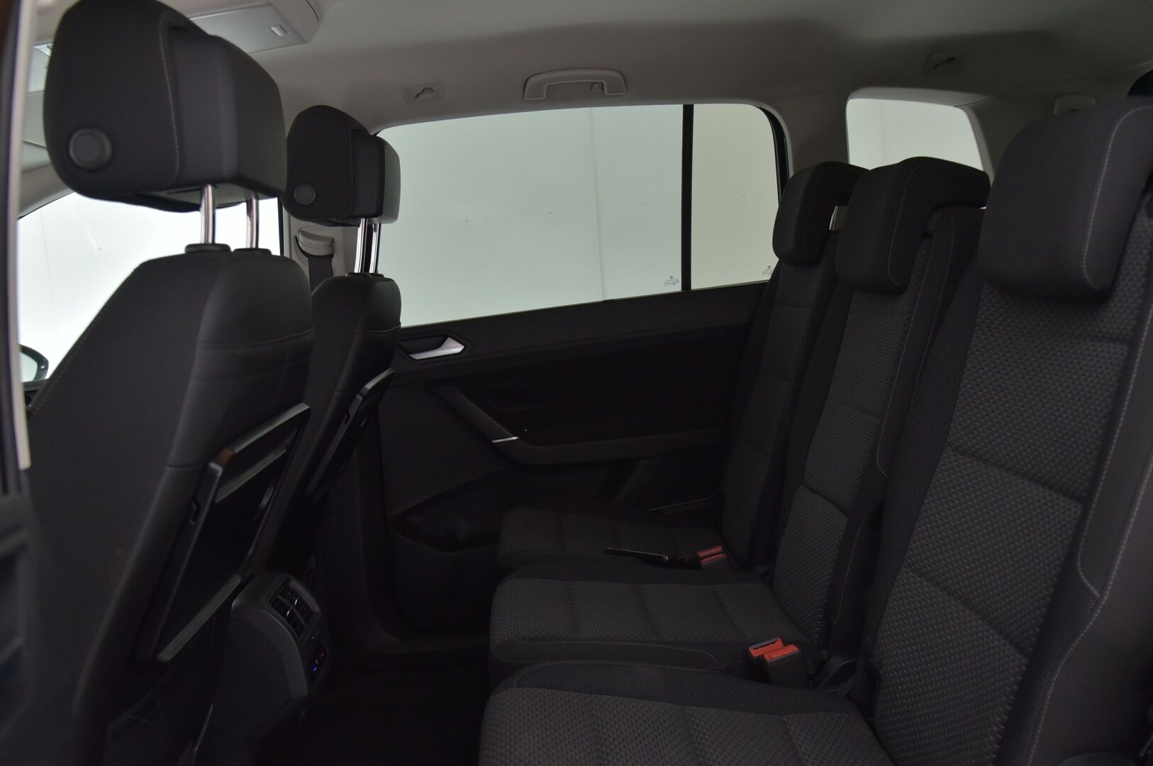 Volkswagen Touran 2016 Trendline 1,6 TDI 81 kW (110 hv) aut. ** Webasto / Navi / Adapt. vakkari / 7-paikkainen / Peruutuskamera **