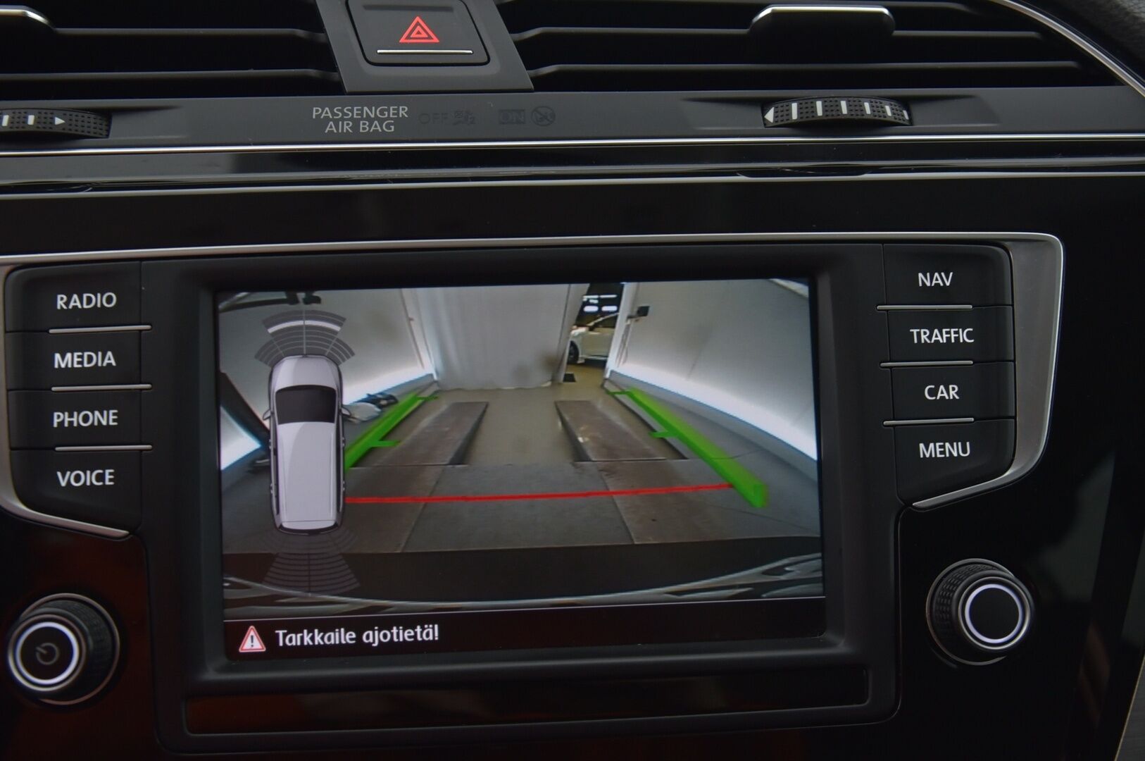 Volkswagen Touran 2016 Trendline 1,6 TDI 81 kW (110 hv) aut. ** Webasto / Navi / Adapt. vakkari / 7-paikkainen / Peruutuskamera **