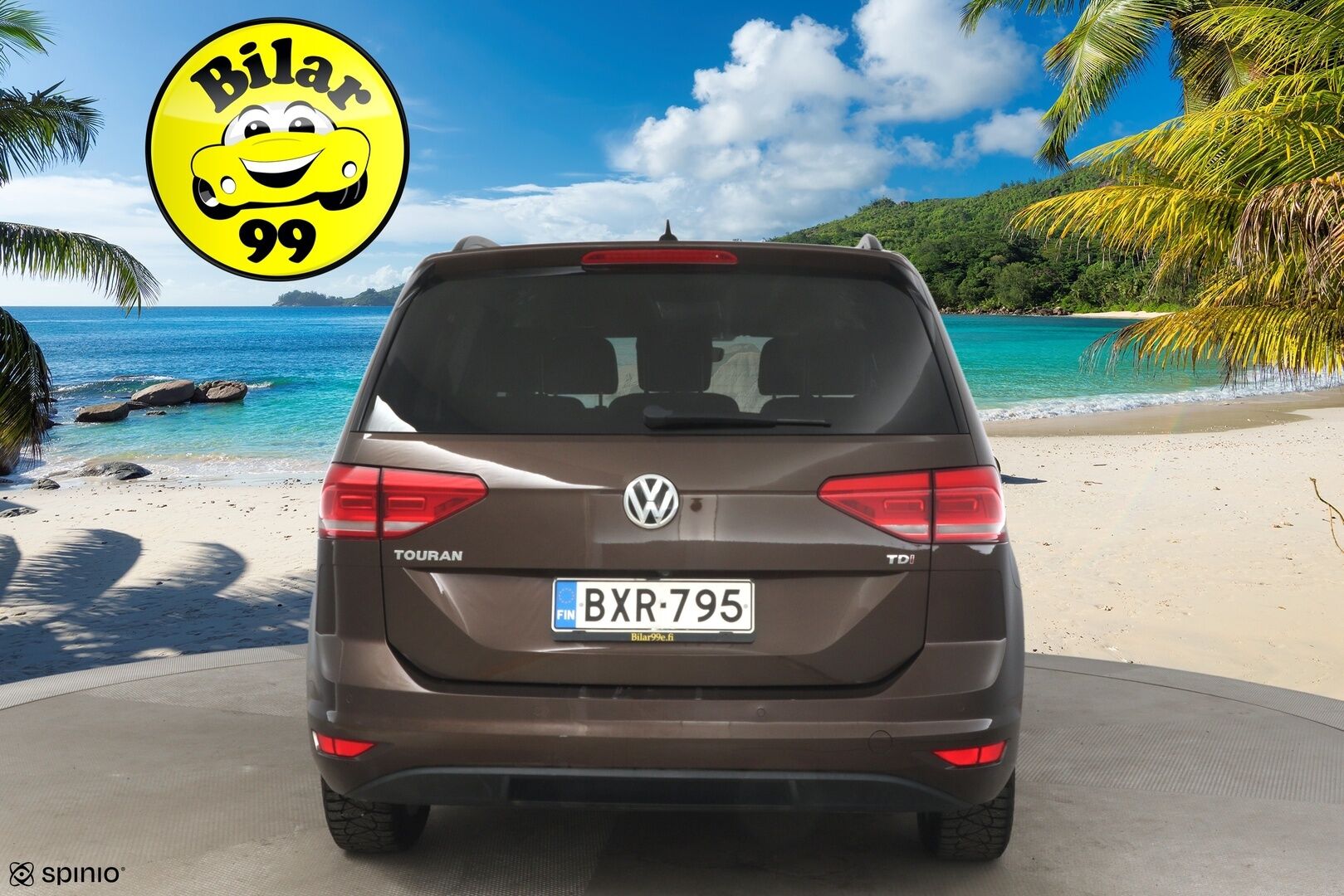 Volkswagen Touran 2016 Trendline 1,6 TDI 81 kW (110 hv) aut. 7-P *ACC / Webasto / Navi / P.Kamera* - 2x Aluvanteet & Renkaat