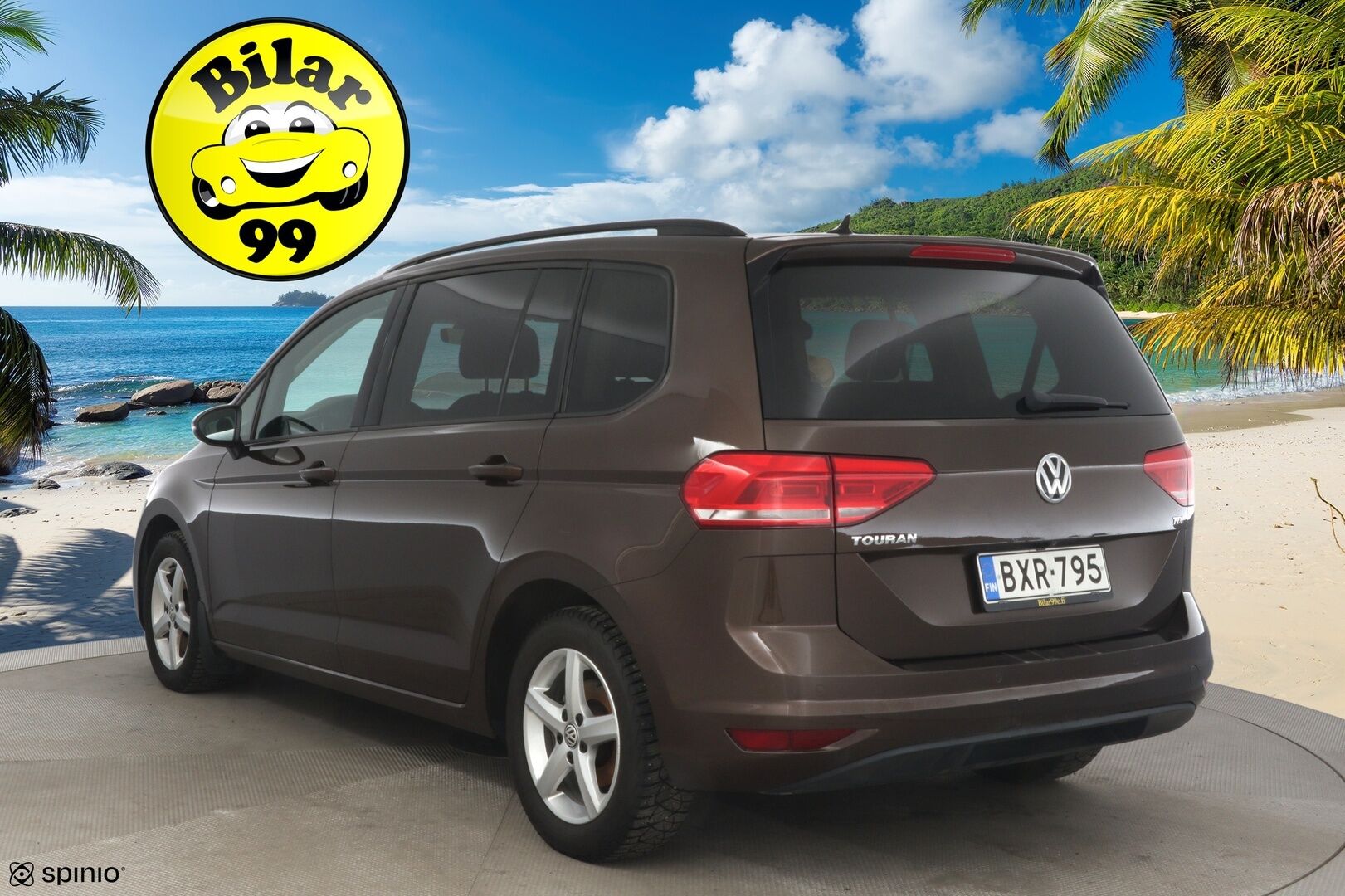 Volkswagen Touran 2016 Trendline 1,6 TDI 81 kW (110 hv) aut. 7-P *ACC / Webasto / Navi / P.Kamera* - 2x Aluvanteet & Renkaat