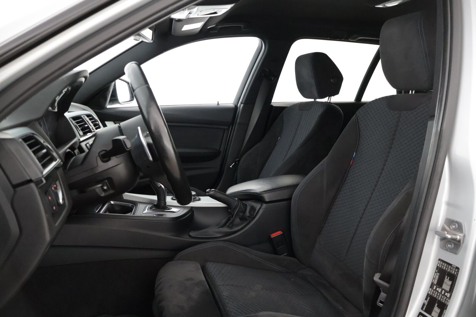 BMW 320 2015 xDrive F31 M-Sport * Hifit / Prof. Navi / Kamera / Koukku / Lohkolämmitin / Vakkari * - *Järkihintaan M-Sport paketoitu Bemari nelivetoisena! / 2x renkaat* - HULLUT JOULUT KORKOTARJOUS 2,49% 