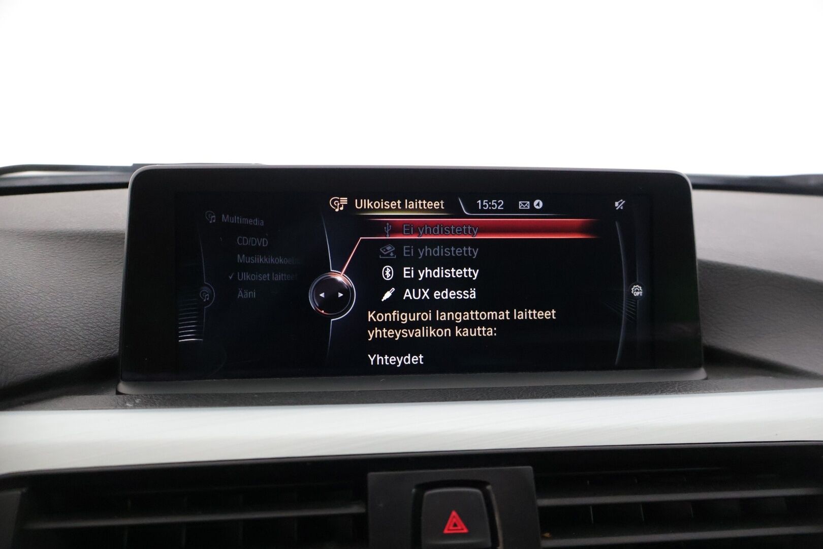 BMW 320 2015 xDrive F31 M-Sport * Hifit / Prof. Navi / Kamera / Koukku / Lohkolämmitin / Vakkari * - * Erittäin siistissä kunnossa oleva BMW M-Sport ulkonäkö paketilla! *