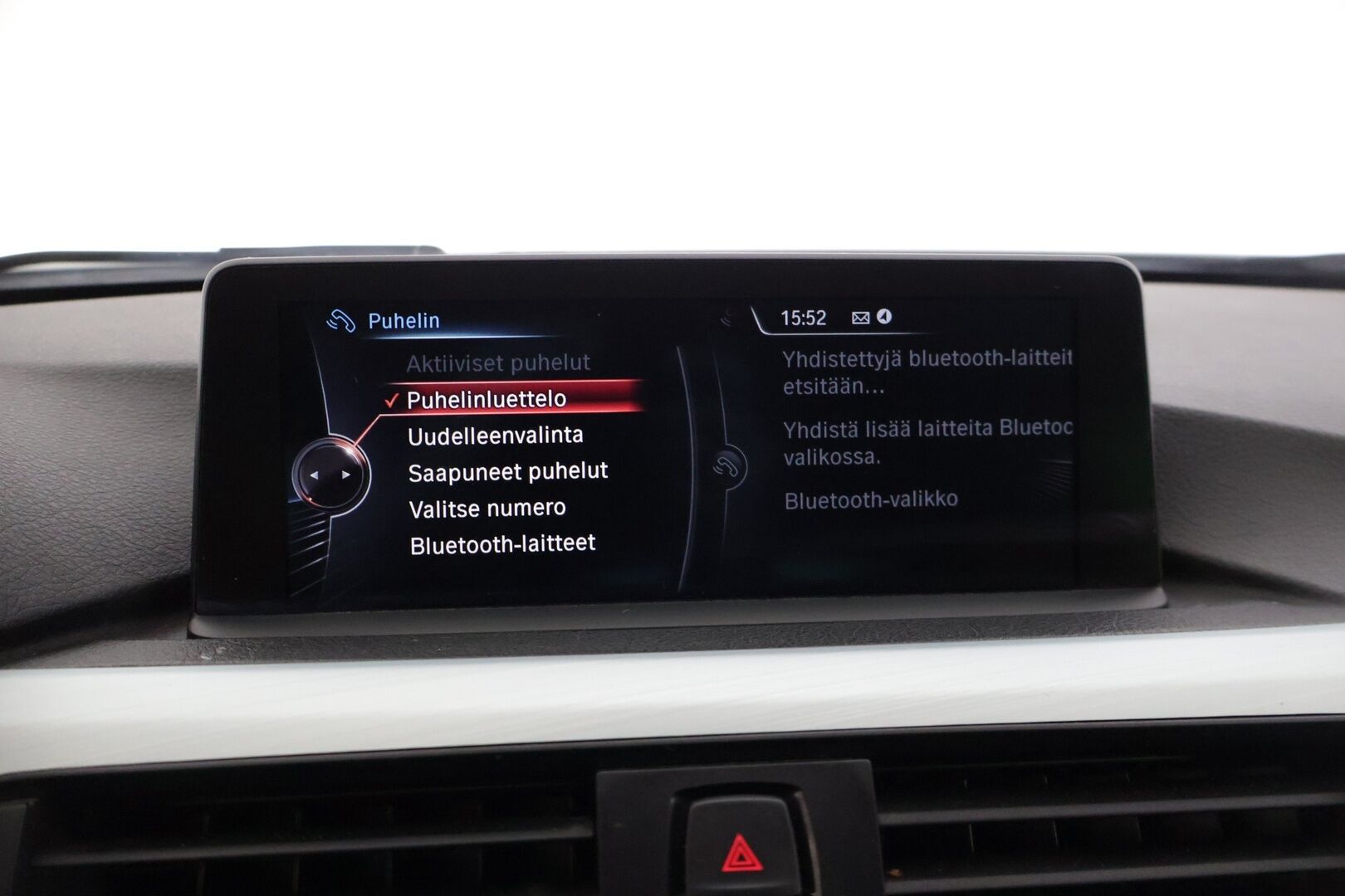 BMW 320 2015 xDrive F31 M-Sport * Hifit / Prof. Navi / Kamera / Koukku / Lohkolämmitin / Vakkari * - * Erittäin siistissä kunnossa oleva BMW M-Sport ulkonäkö paketilla! *