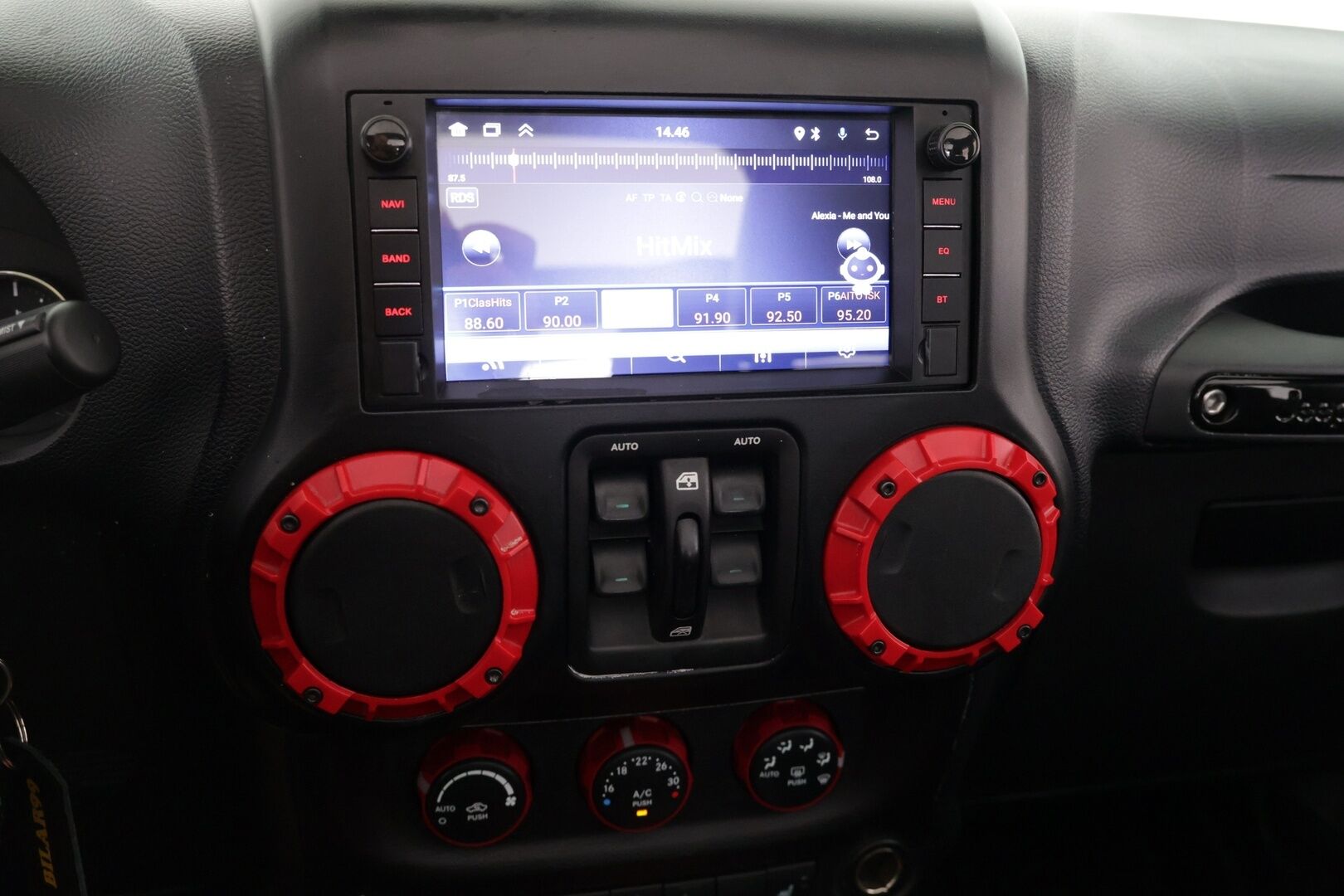 Jeep Wrangler 2012 2.8 CRD Unlimited - | Nahkasisusta | Vetotapavalitsin | Vetokoukku | Vakkari | Kova- sekä rättikatto | Juuri katsastettu |