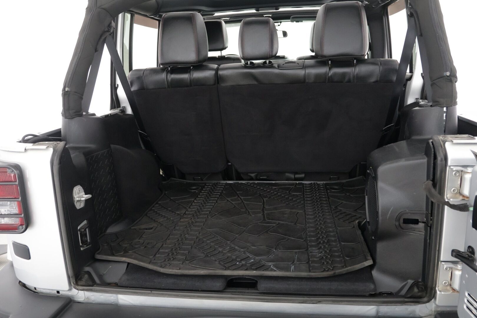 Jeep Wrangler 2012 2.8 CRD Unlimited - | Nahkasisusta | Vetotapavalitsin | Vetokoukku | Vakkari | Kova- sekä rättikatto | Juuri katsastettu |