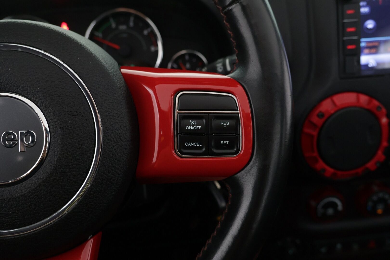 Jeep Wrangler 2012 2.8 CRD Unlimited - | Nahkasisusta | Vetotapavalitsin | Vetokoukku | Vakkari | Kova- sekä rättikatto | Juuri katsastettu |
