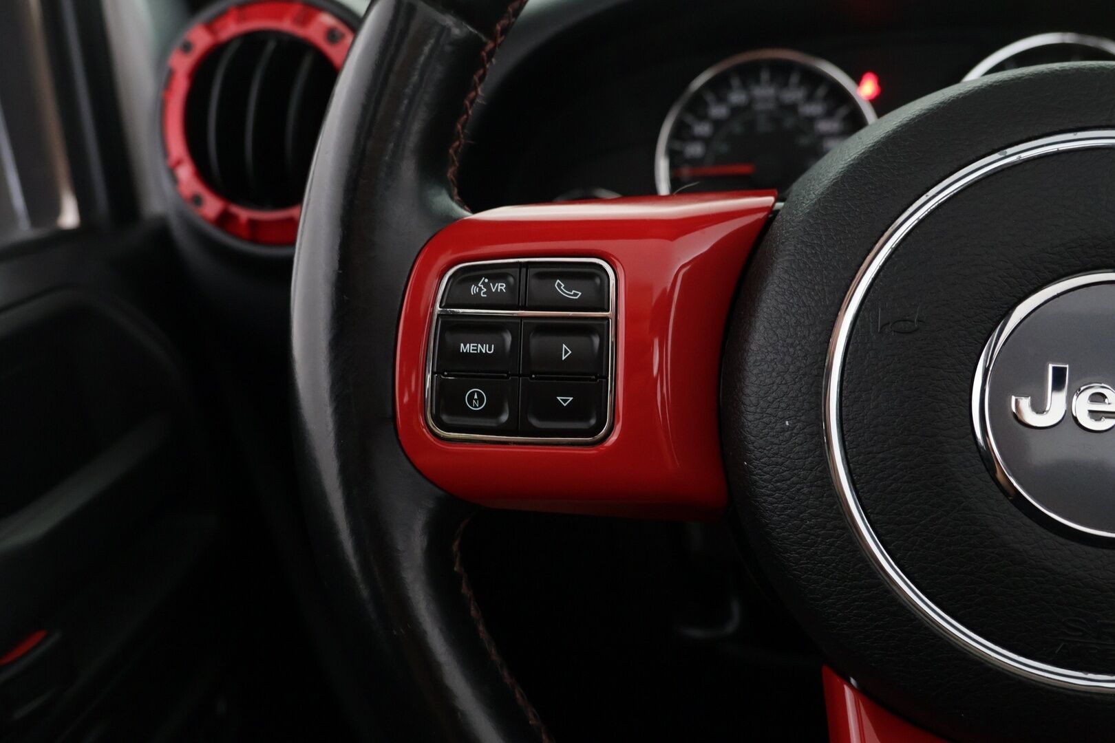 Jeep Wrangler 2012 2.8 CRD Unlimited - | Nahkasisusta | Vetotapavalitsin | Vetokoukku | Vakkari | Kova- sekä rättikatto | Juuri katsastettu |