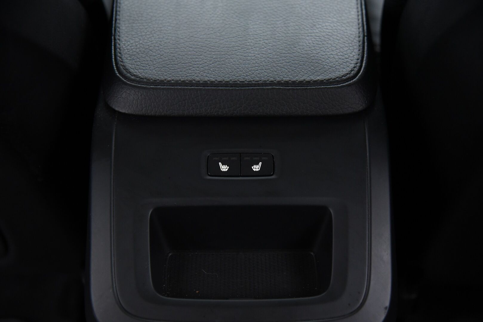 Volvo V90 Cross Country 2019 D4 AWD Plus // Suomi-Auto / Adapt.Vak / Webasto / NAVI / Keyless / Vetokoukku / Sähkökontti / Active-LED - Erinomaisesti pidetty Suomi-Volvo! - HULLUT VÄLIPÄIVÄT KORKOTARJOUS 2,49%