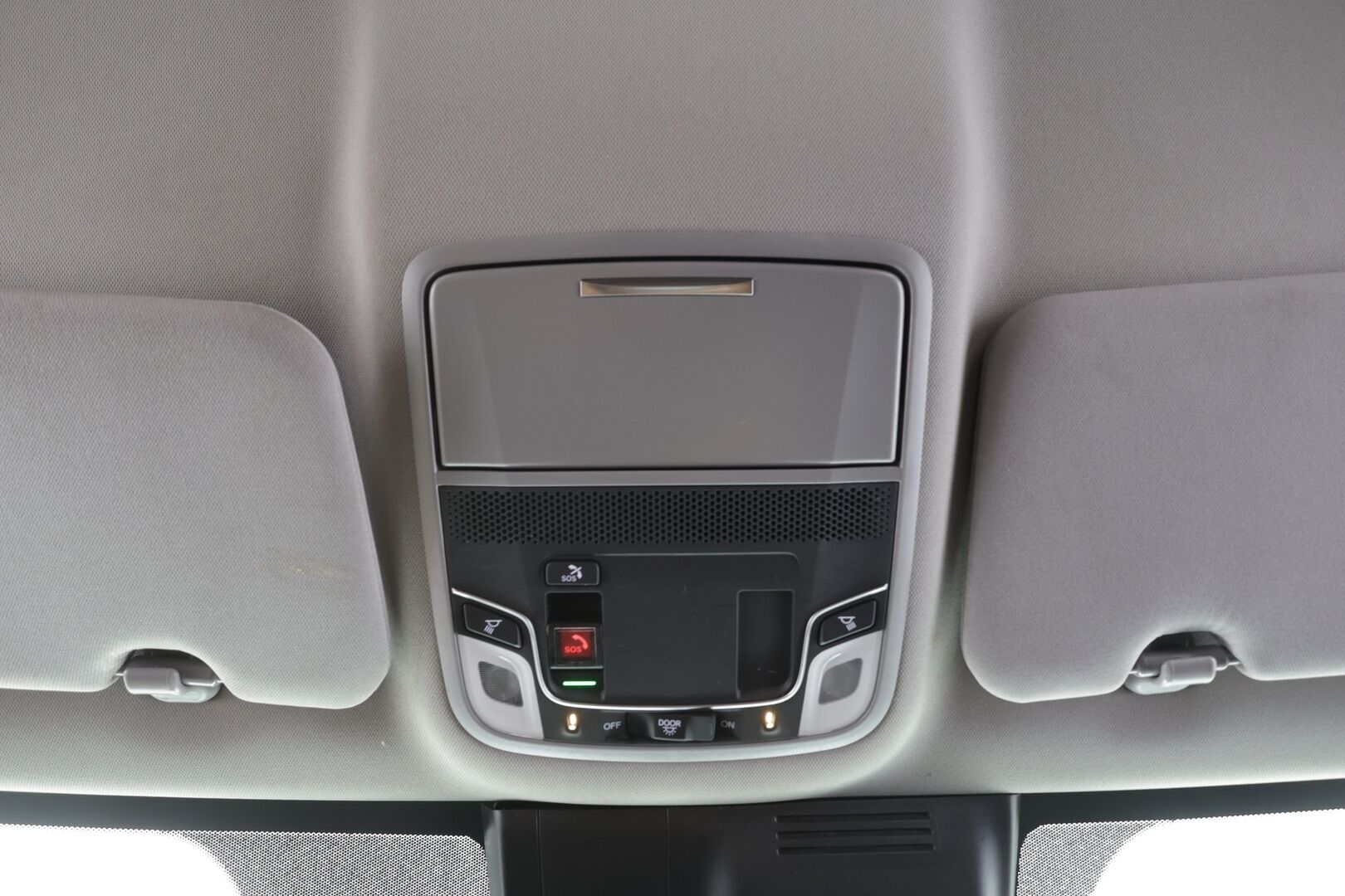 Honda CR-V 2019 Elegance AWD AT 193 hv - | ACC | LED | Polttoainelämmitin | P.kamera ja tutkat | Lane Assist | Apple & Android | Navi | BT | 2x renkaat aluin | Merkkihuollettu |