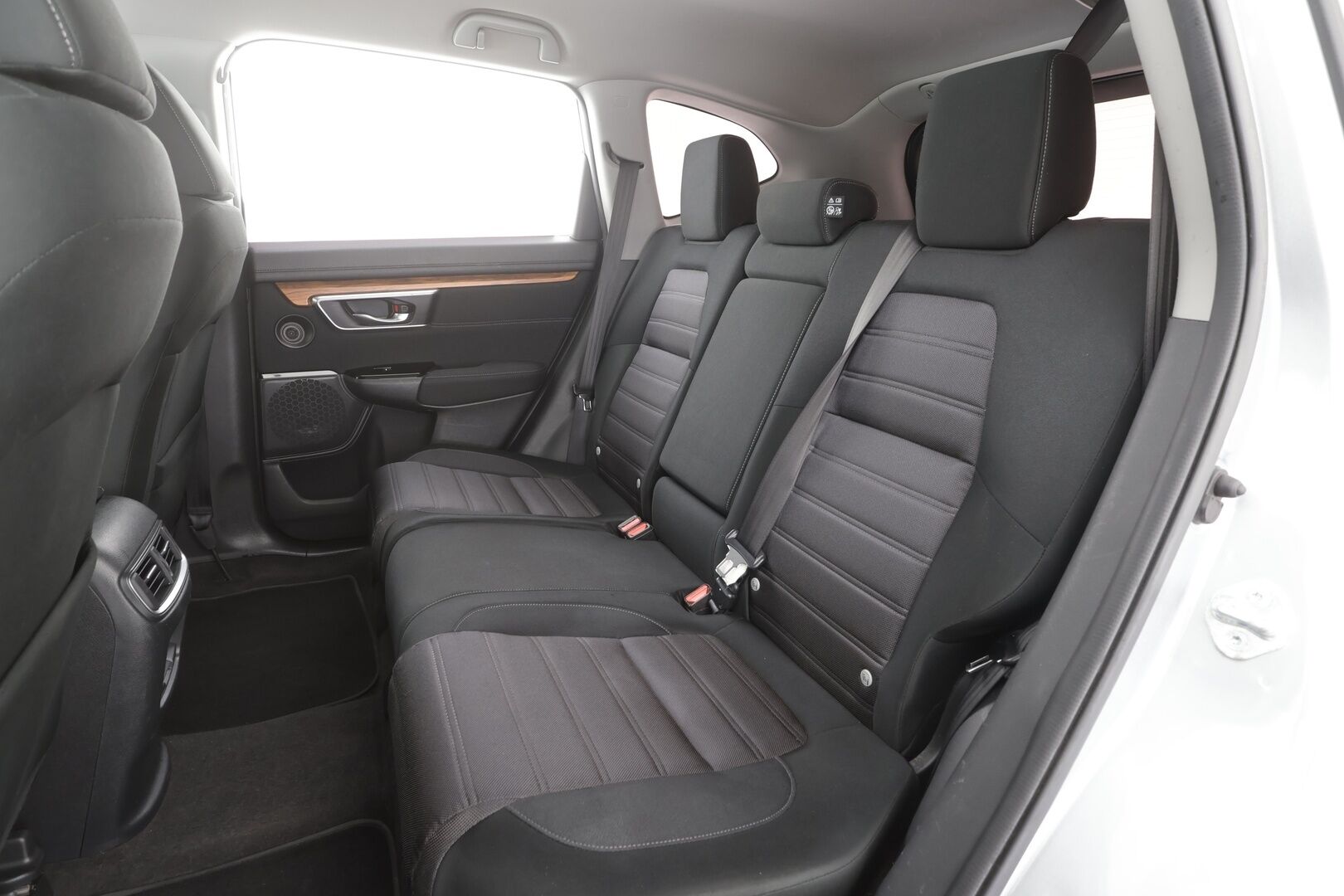 Honda CR-V 2019 Elegance AWD AT 193 hv - | ACC | LED | Polttoainelämmitin | P.kamera ja tutkat | Lane Assist | Apple & Android | Navi | BT | 2x renkaat aluin | Merkkihuollettu |