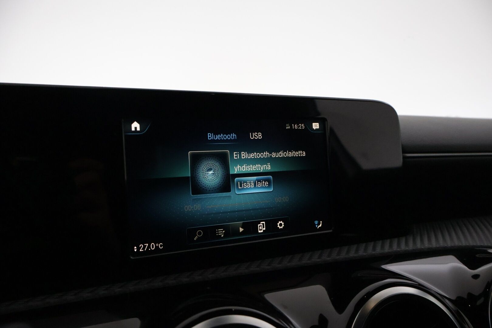 Mercedes-Benz A 2019 200 A sedan Launch Edition Style *Lohko / Carplay / P-Kamera / Led High Performance / Sporttipenkit* - Todella siisti kuntoinen / Kahdet hyvät renkaat! 