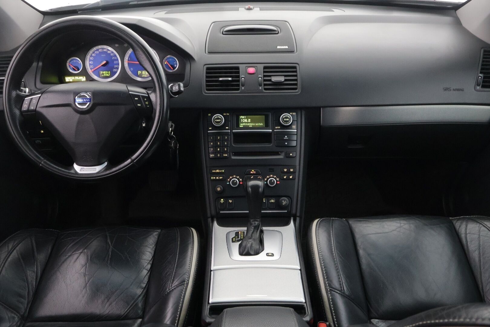 Volvo XC90 2009 D5 AWD R-Design aut *YritysOutlet - Myydään vain yrityksille* - *YritysOutlet - Myydään vain yrityksille* / Kahdet renkaat / Huoltokirja / Muistipenkki / Nahkasisusta / Webasto Ajastimella / Kattoluukku / Dynaudio