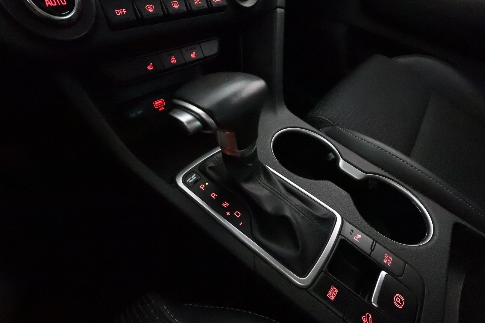 Kia Sportage 2019 1,6 T-GDI ISG Urban EX DCT A/T EcoDynamics **Koukku / LED-valot / P.Kamera / Navi / Kaistavahti / KeylessGO** - Suomi-auto / Kahdet Renkaat