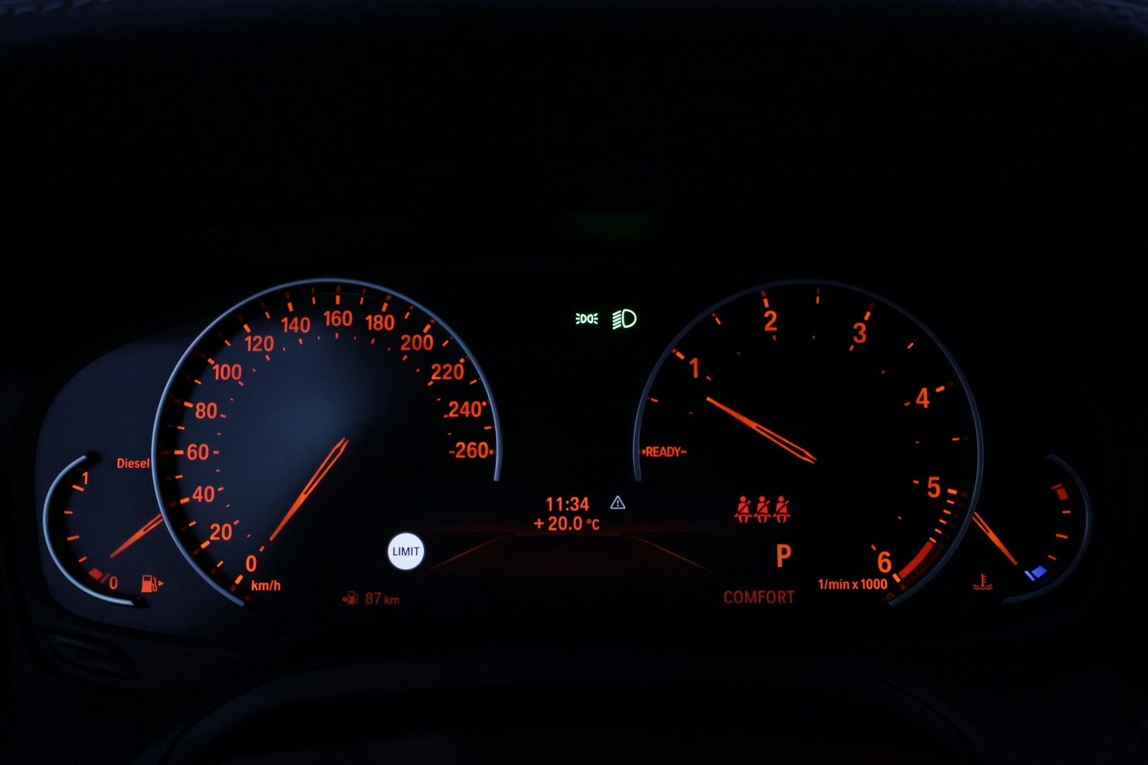 BMW 320 2020 G20 Sedan 320d A xDrive Business Luxury *M-Sport Look / Digimittari / Alcantara kattoverhoilu / Koukku / Ambient / Sporttinahat* - Siistikuntoinen ja hyvin huollettu Suomiauto kaksilla renkailla ja vanteilla! - HULLUT AVAJAISHULINAT KORKOTARJOUS 3,29 %