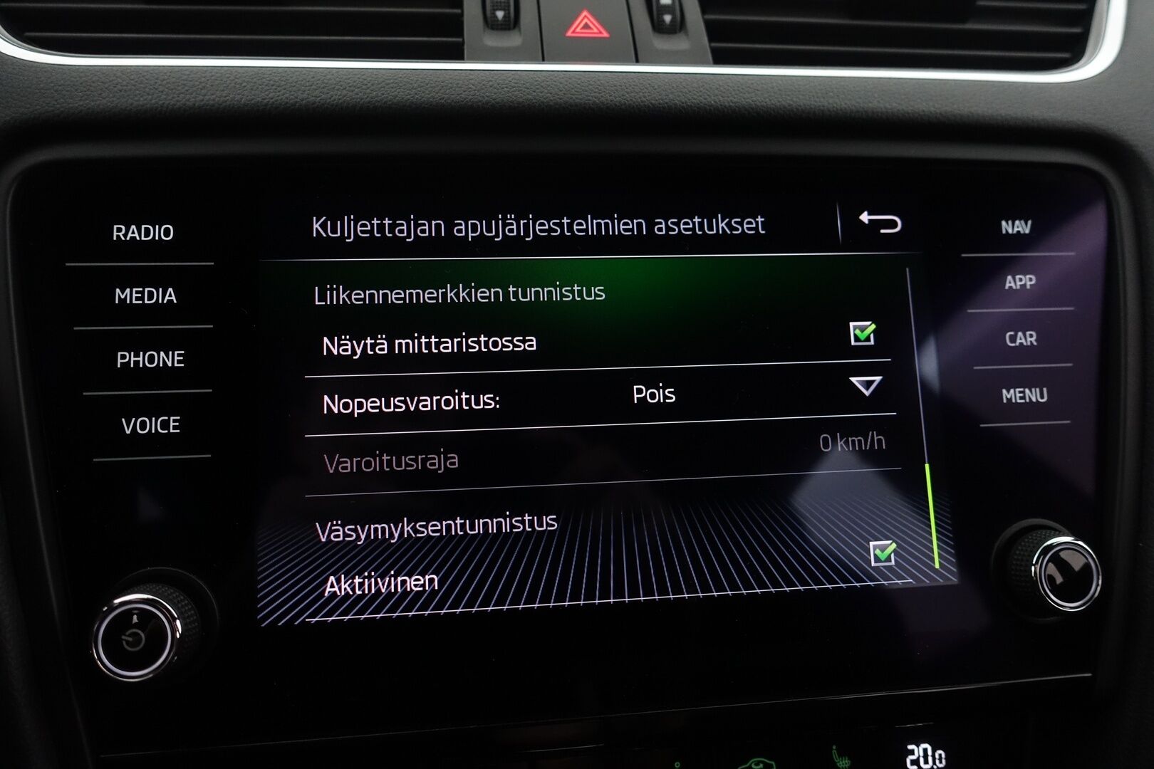Skoda Octavia 2019 Combi 2,0 TSI RS BusinessLine DSG Autom. -  ACC | Webasto | Canton | Digimittaristo | P.Kamera | Keyless | Navi | Lämm. Ratti & Tuulilasi | SmartLink | LED | BLIS | Suomi-auto | 2X Renkaat & Vanteet |