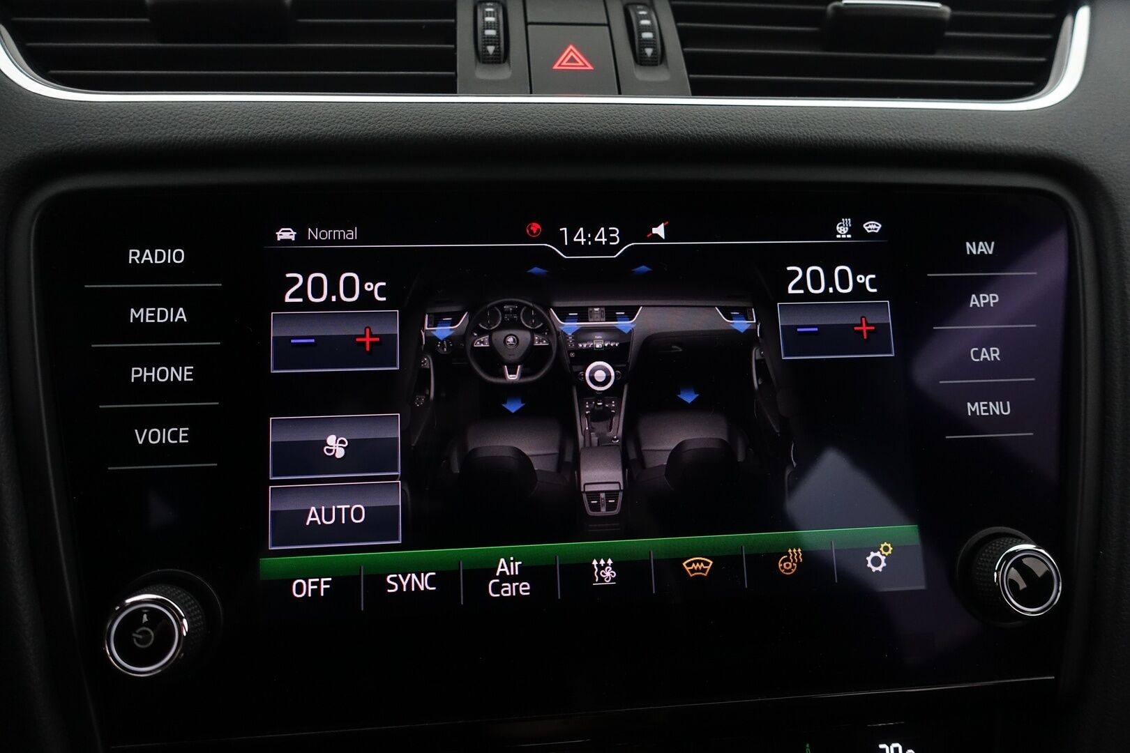 Skoda Octavia 2019 Combi 2,0 TSI RS BusinessLine DSG Autom. -  ACC | Webasto | Canton | Digimittaristo | P.Kamera | Keyless | Navi | Lämm. Ratti & Tuulilasi | SmartLink | LED | BLIS | Suomi-auto | 2X Renkaat & Vanteet |