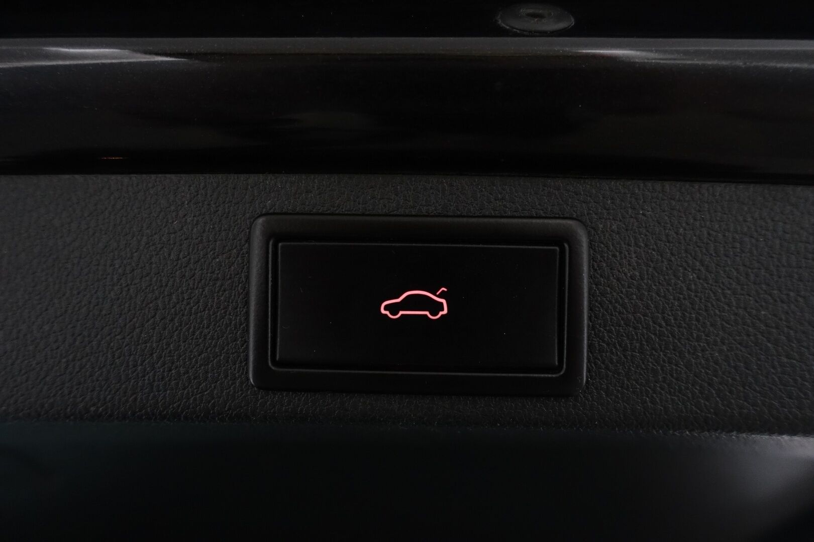 Skoda Octavia 2019 Combi 2,0 TSI RS BusinessLine DSG Autom. -  ACC | Webasto | Canton | Digimittaristo | P.Kamera | Keyless | Navi | Lämm. Ratti & Tuulilasi | SmartLink | LED | BLIS | Suomi-auto | 2X Renkaat & Vanteet |